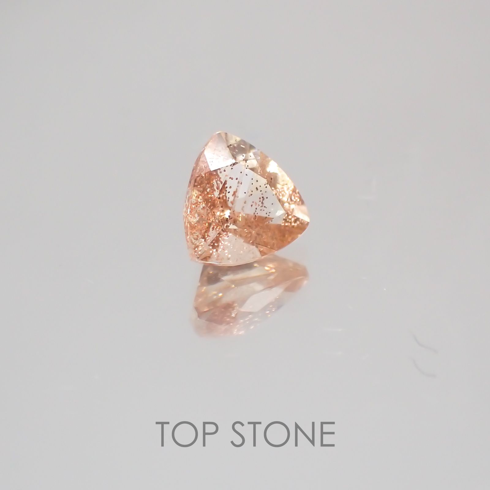 オレゴンサンストーン アメリカ産 ルース 0.42ct[21058945]5.1×5.1mm前後