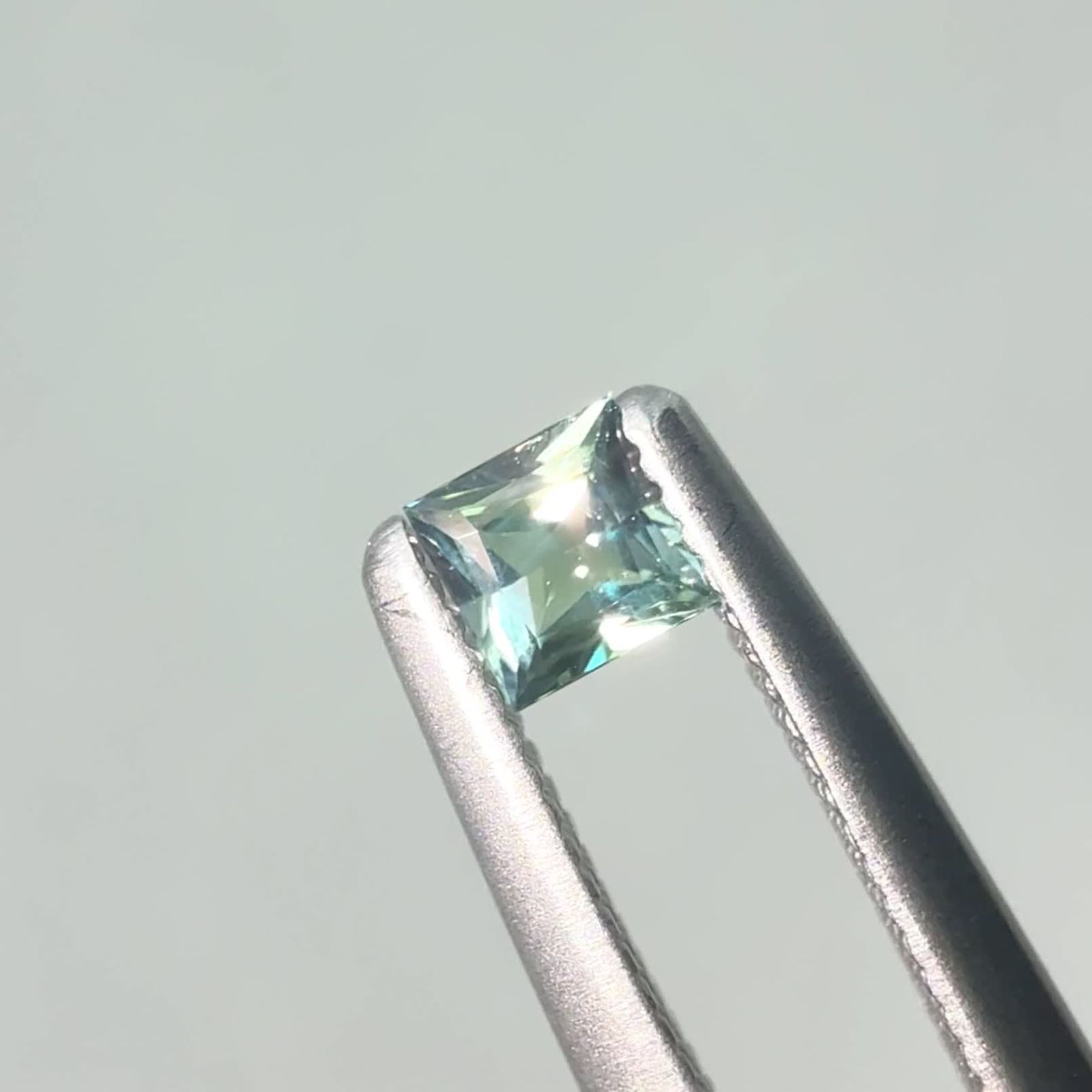 ◇プリンセスカット◇アレキサンドライト ブラジル産 EmeraldMains社製