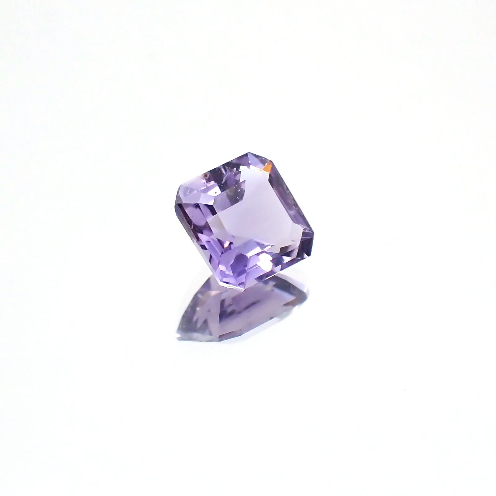 マリアライト(宝石名パープル・スキャポライト)タンザニア産 0.58ct 識別済[231224404]5.1x5.1mm前後