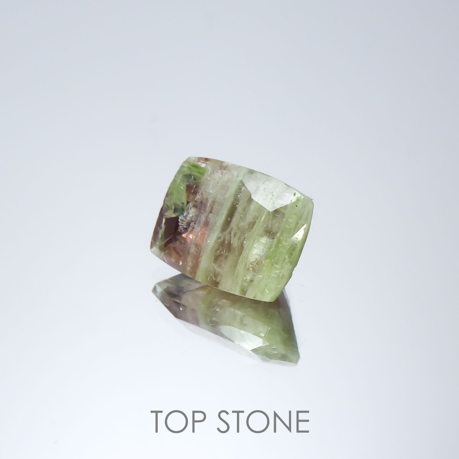 ゼブラトルマリン ブラジル産 1.76ct[220515928]8.1x6.3mm前後