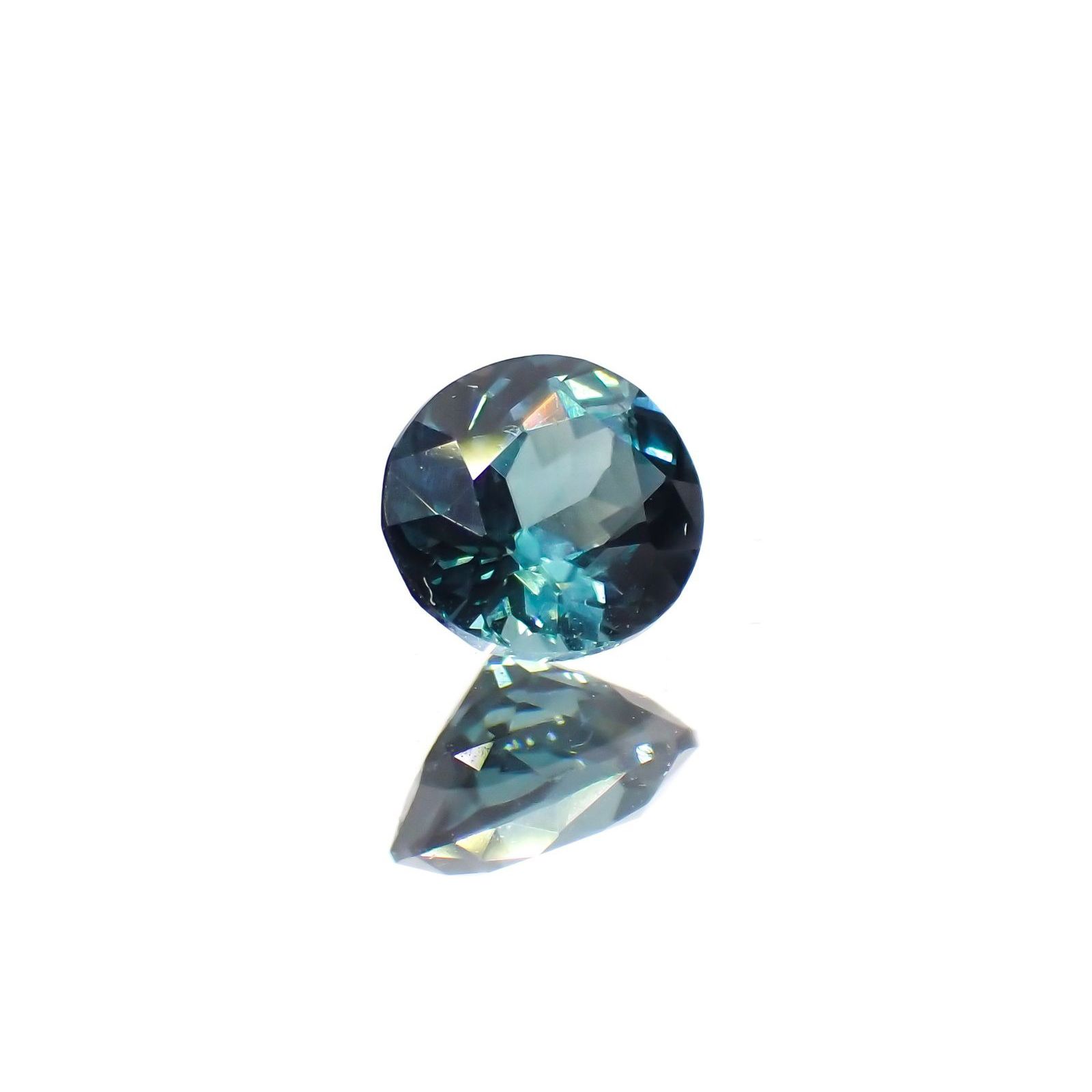ブルートルマリン(宝石名トルマリン)アフガニスタン産 0.46ct 識別済[250115313]5.2x4.6mm前後