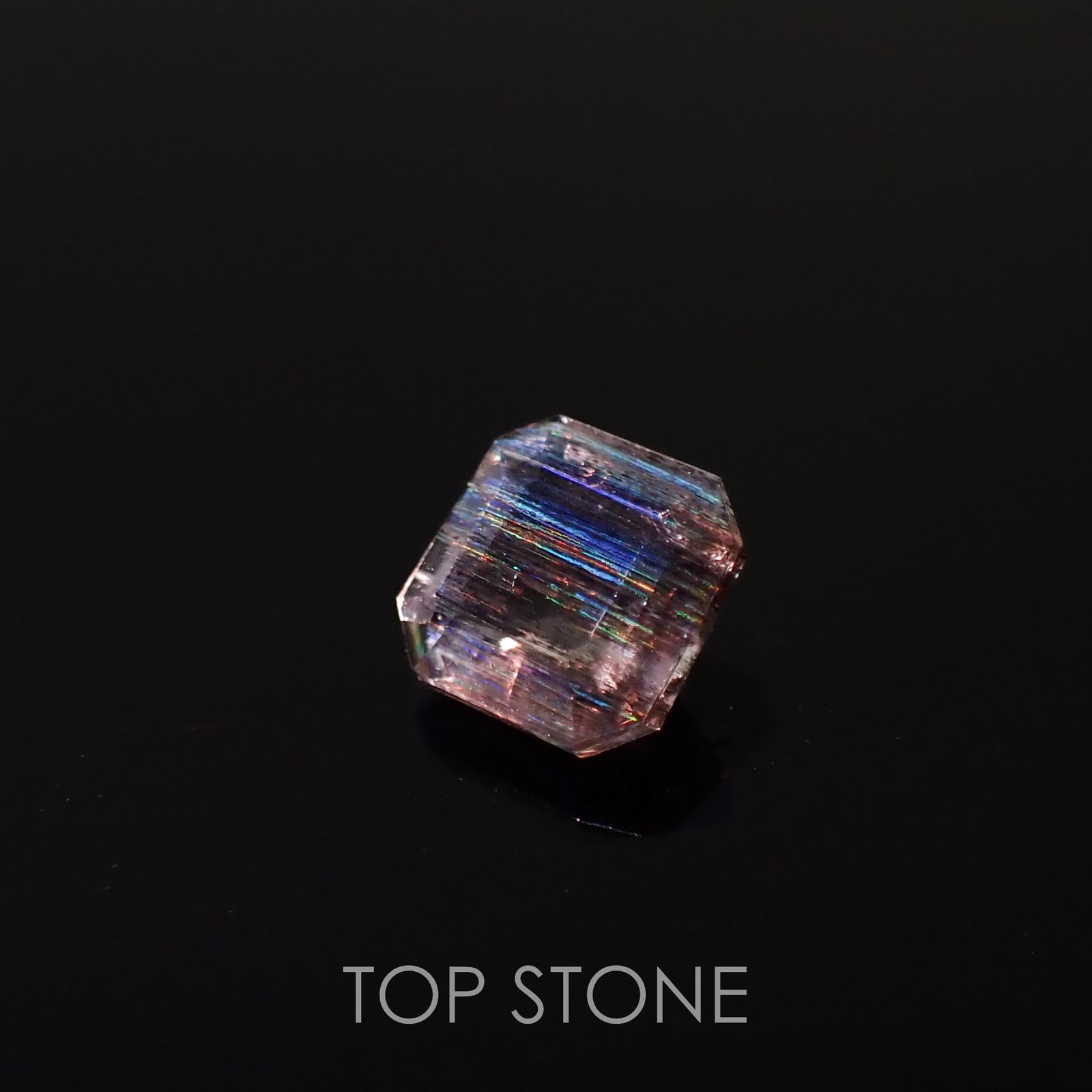 レインボースキャポライト ブラジル産 0.93ct[230320916]6x6mm前後