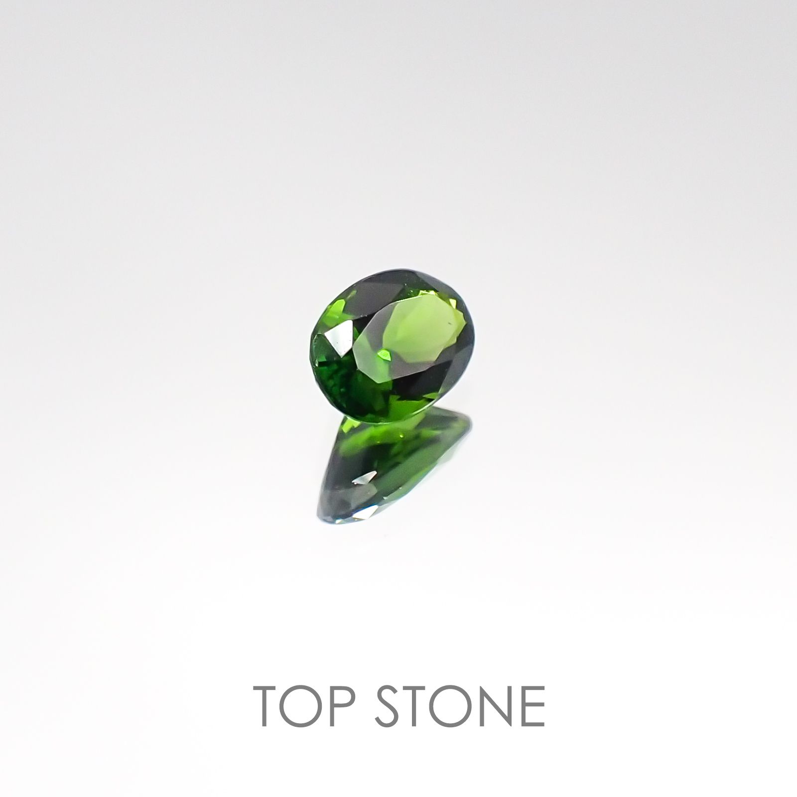 クロムダイオプサイド ロシア産 ルース 0.26ct[20084974]4.8×3.4mm前後
