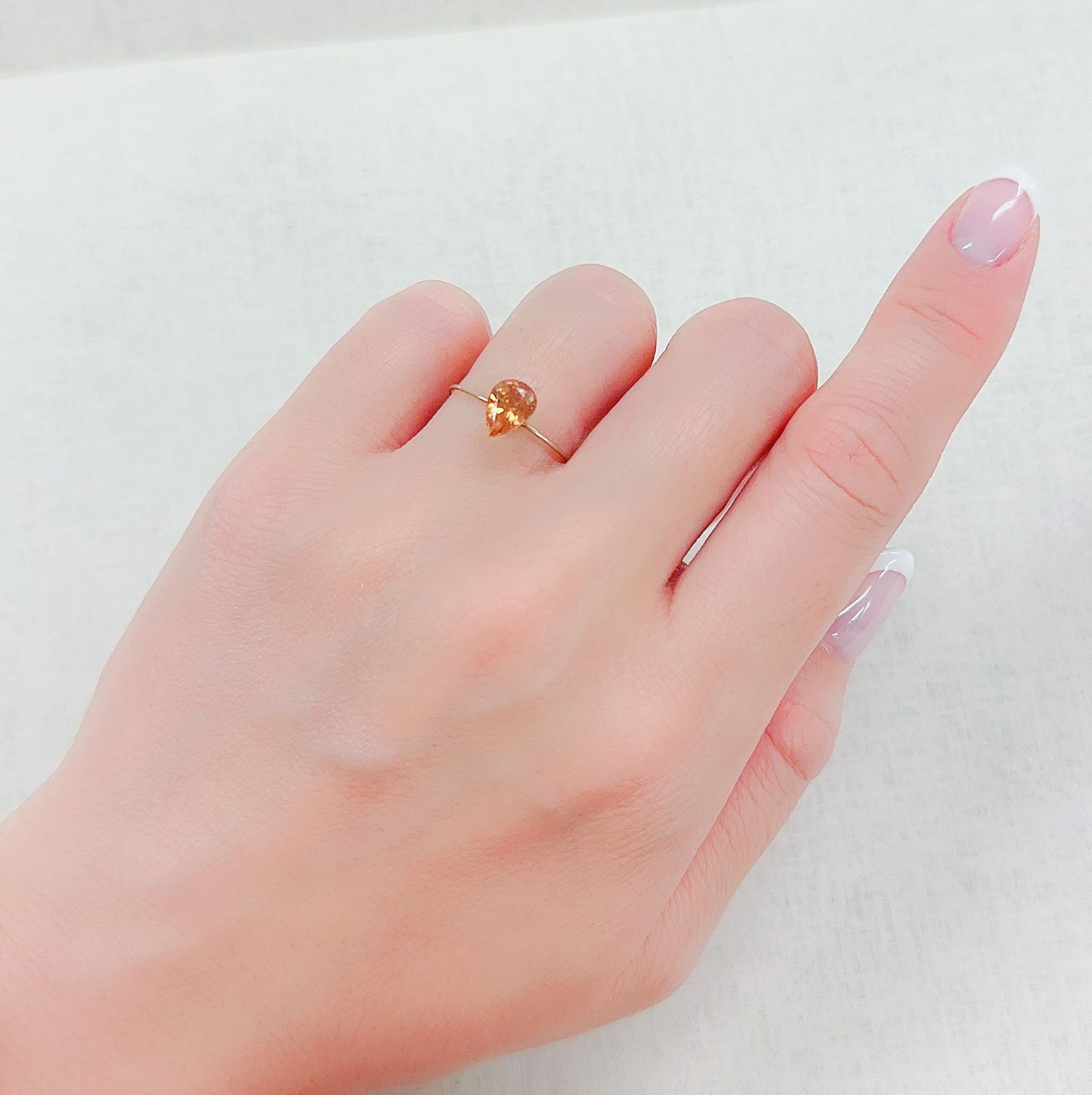 カラーチェンジマラヤガーネット(宝石名ガーネット)タンザニア産 1.26ct 識別済[230421641]7.6x5.5mm前後