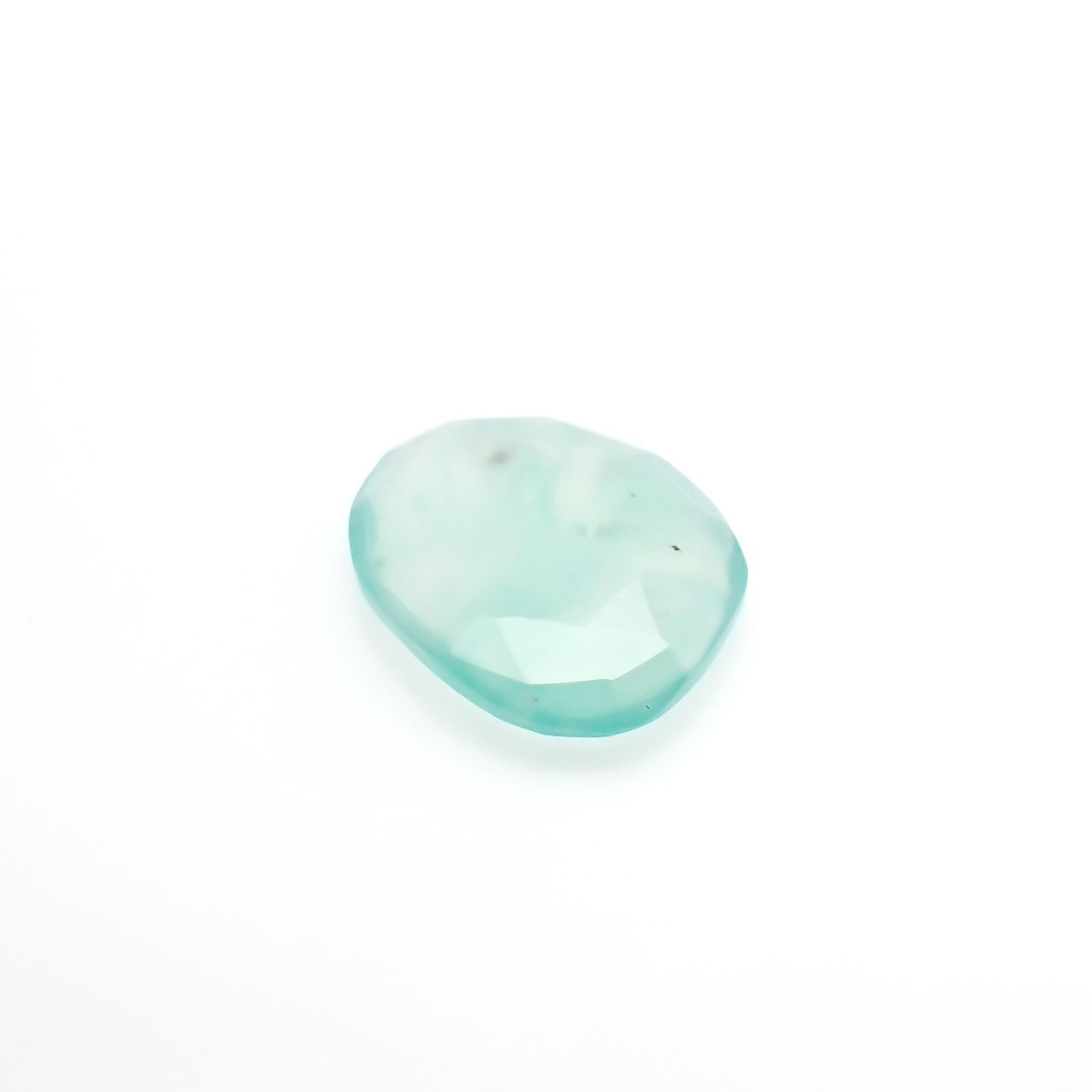◇フリーフォーム・ローズカット◇アクアプレーズ(宝石名ブルー グリーン・カルセドニー)南アフリカ産 2.58ct 識別済[231023787]12.7x10.2mm前後