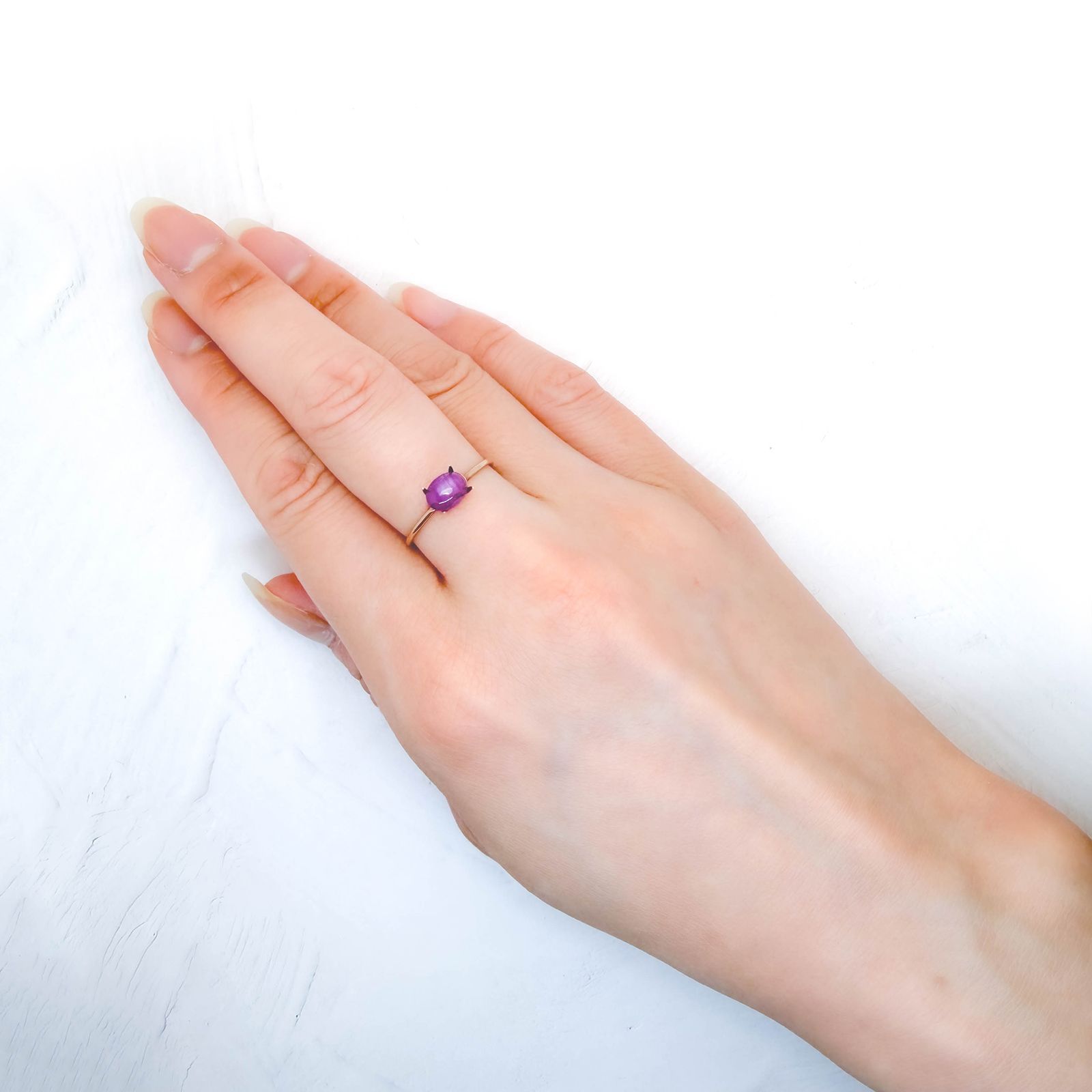 スタールビー ビルマ産 1.16ct / 6.6x5.1mm前後 [260532251]