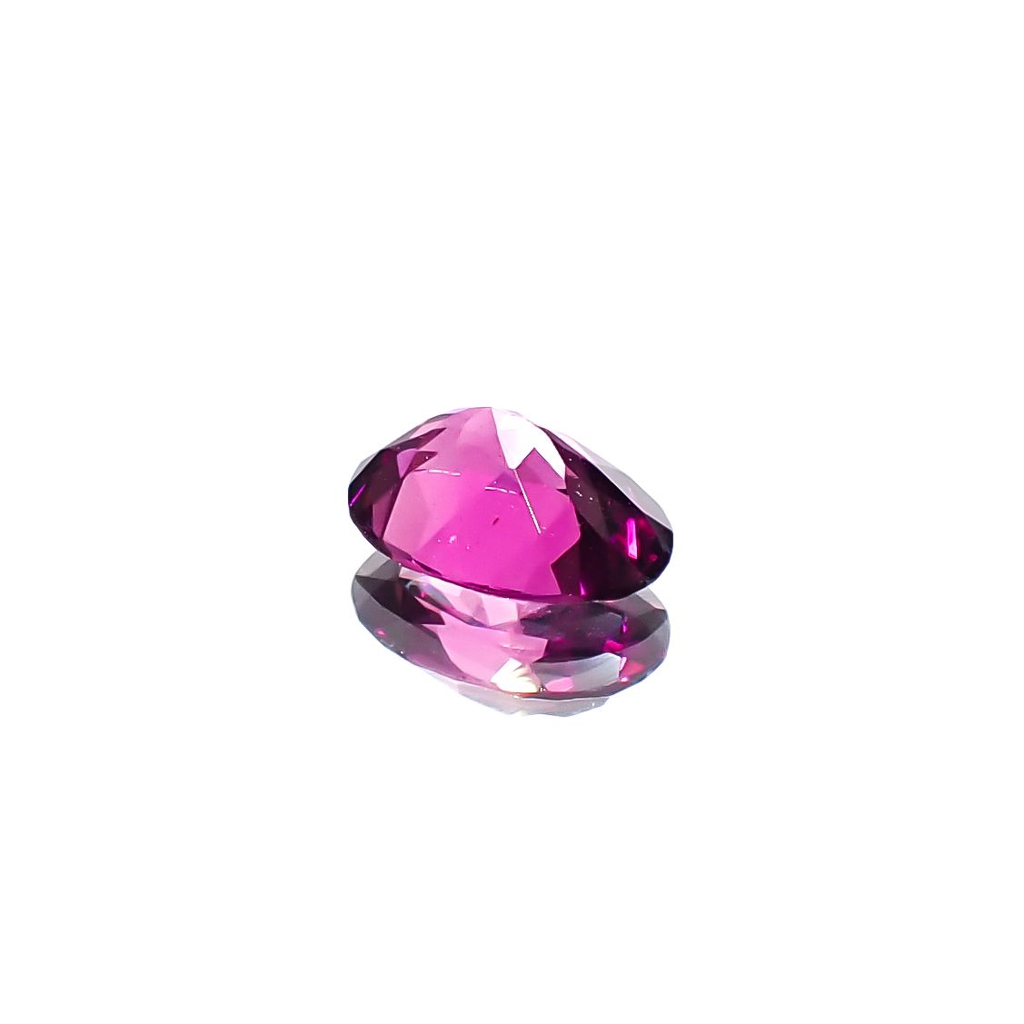 グレープガーネット ブラジル産 0.87ct [241229635]7x5mm前後