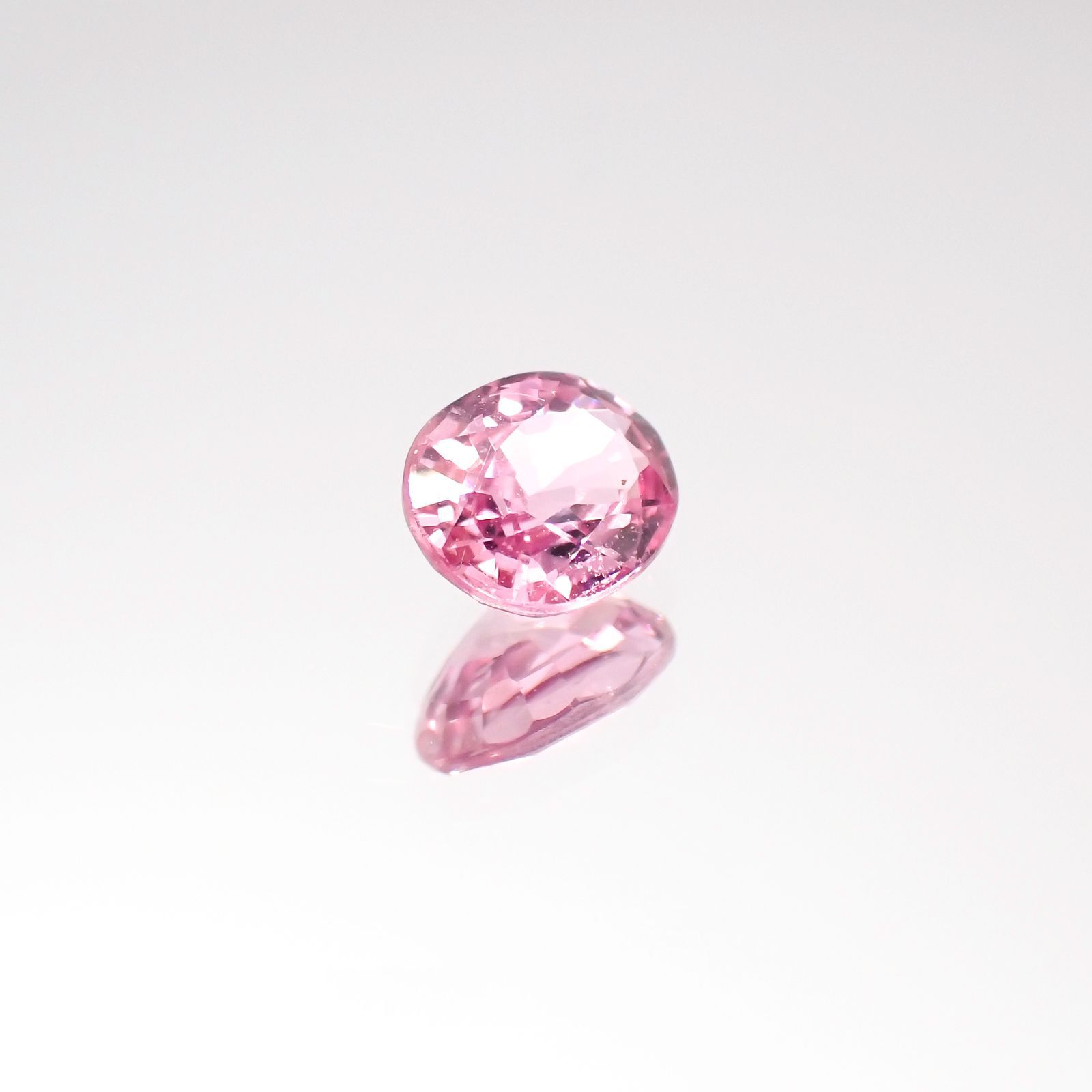 パパラチャサファイア スリランカ産 ルース 0.448ct ソーティング付き[20106144]5×4mm前後