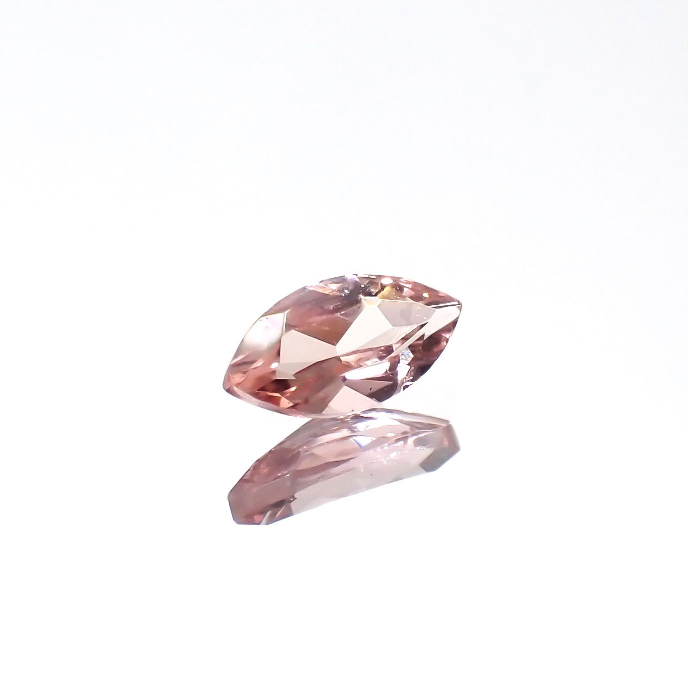 インペリアルトパーズ ブラジル産 0.17ct[231224871]5.1x2.6mm前後
