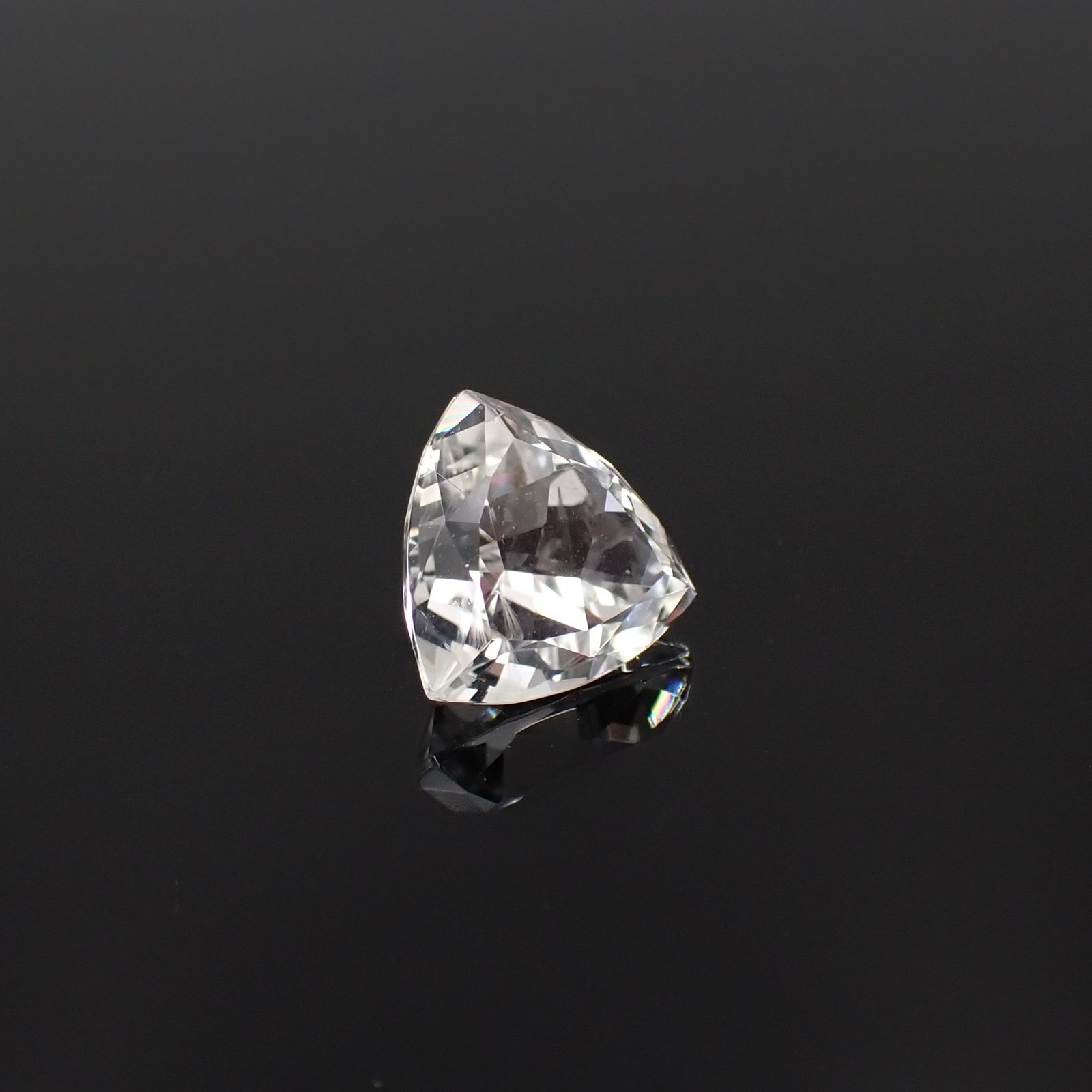 フェナカイト ウクライナ産 1.68ct[231224949]7.7x7.7mm前後