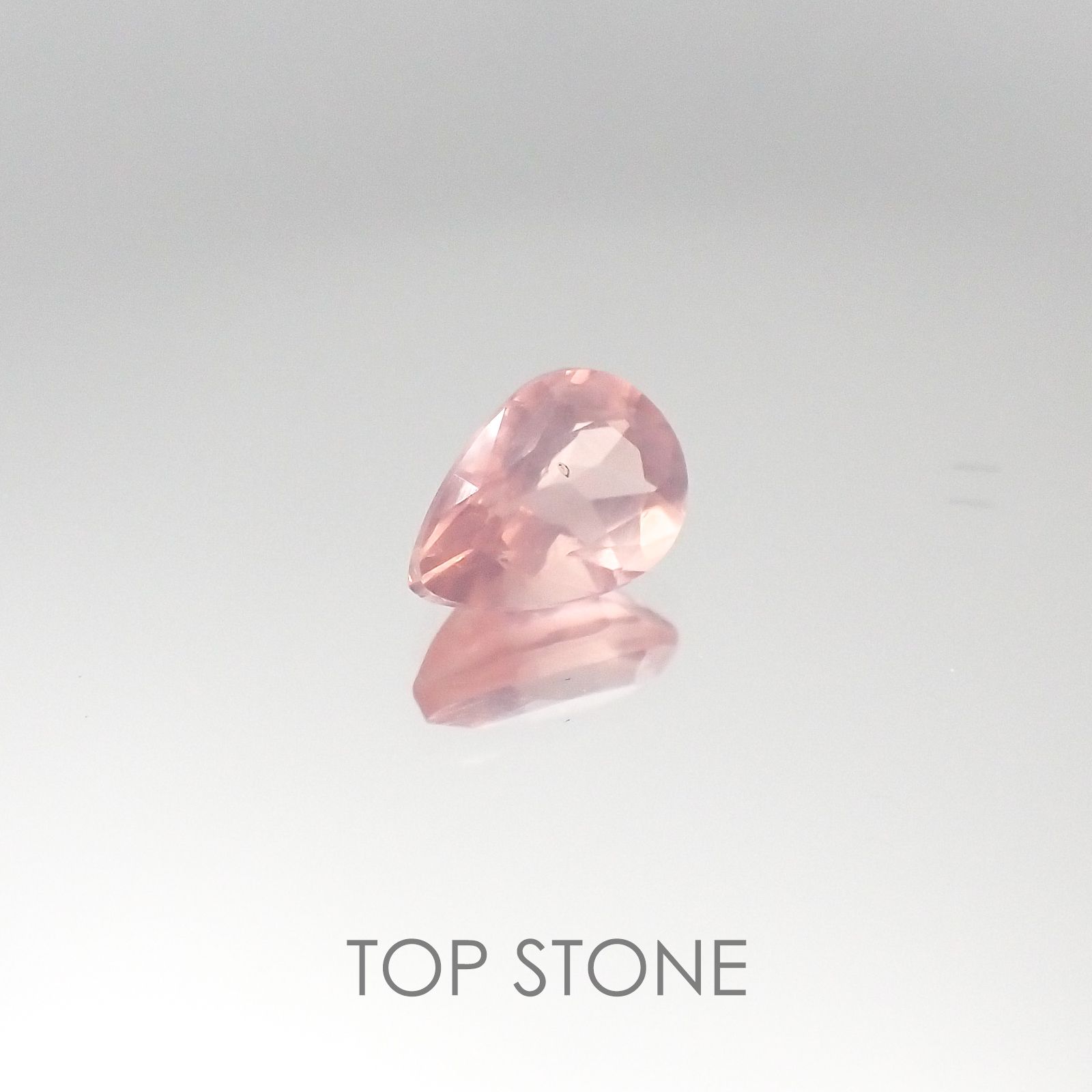 ディープローズクォーツ モザンビーク産 ルース 0.57ct[20095375]6.6×4.7mm前後