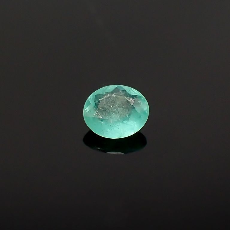 パライバトルマリン(宝石名トルマリン/別名パライバ・トルマリン)ブラジル・パライバ州バターリャ鉱山産 0.089ct 識別済[220616589]3.1x2.6mm前後