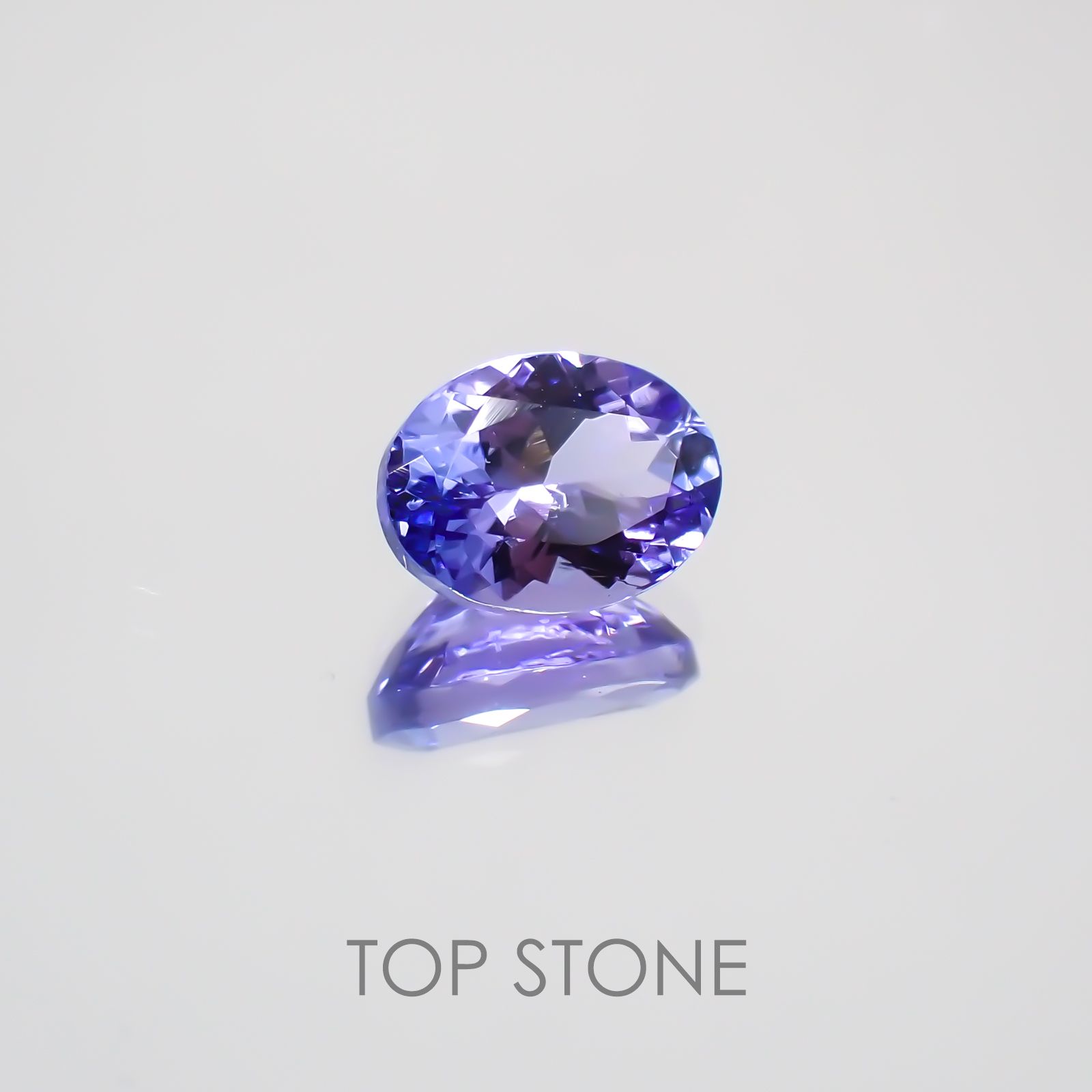 タンザナイト(宝石名タンザナイト) タンザニア産 1.04ct 識別済[210410066]7.1×5.3mm前後