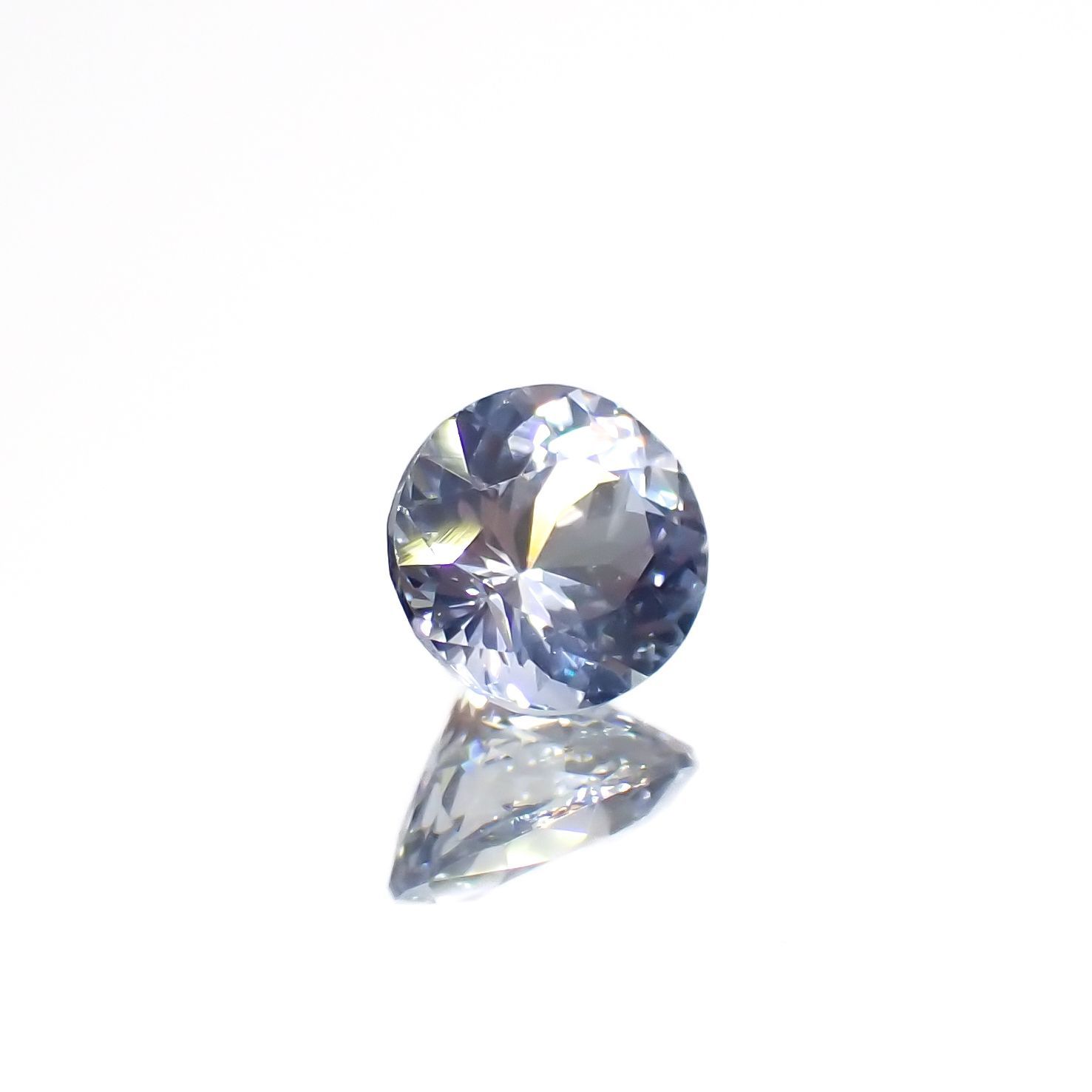アイスブルーサファイア(宝石名サファイア)スリランカ/マダガスカル産 0.51ct 識別済[220817459]4.9x4.5mm前後