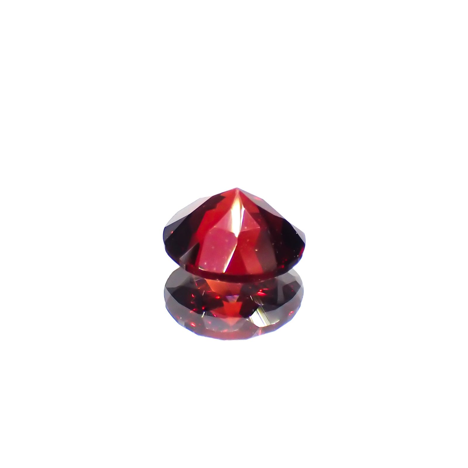 パイラルスパイトガーネット モザンビーク産 0.67ct[231224561]5.4x5.4mm前後
