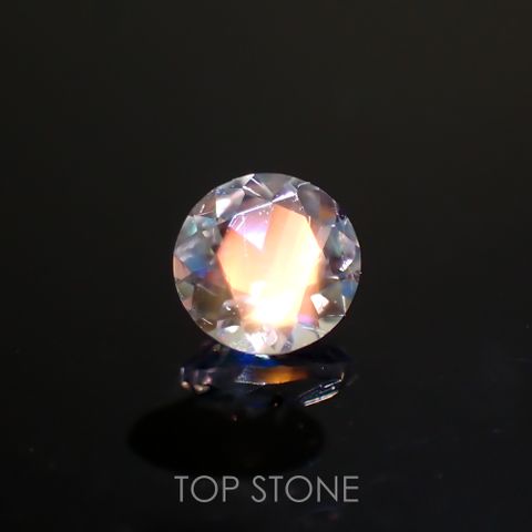 レインボームーンストーン(宝石名ラブラドライト)マダガスカル産 0.21ct 識別済[211113725]3.9x3.9mm前後