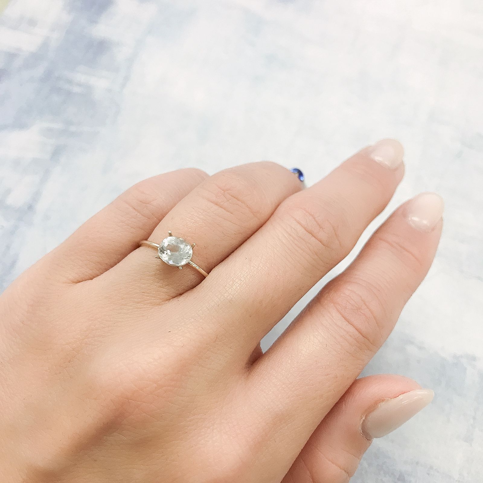 フェナカイト(宝石名フェナカイト)ロシア産 1.00ct 識別済[220515739]6.7x5.6mm前後