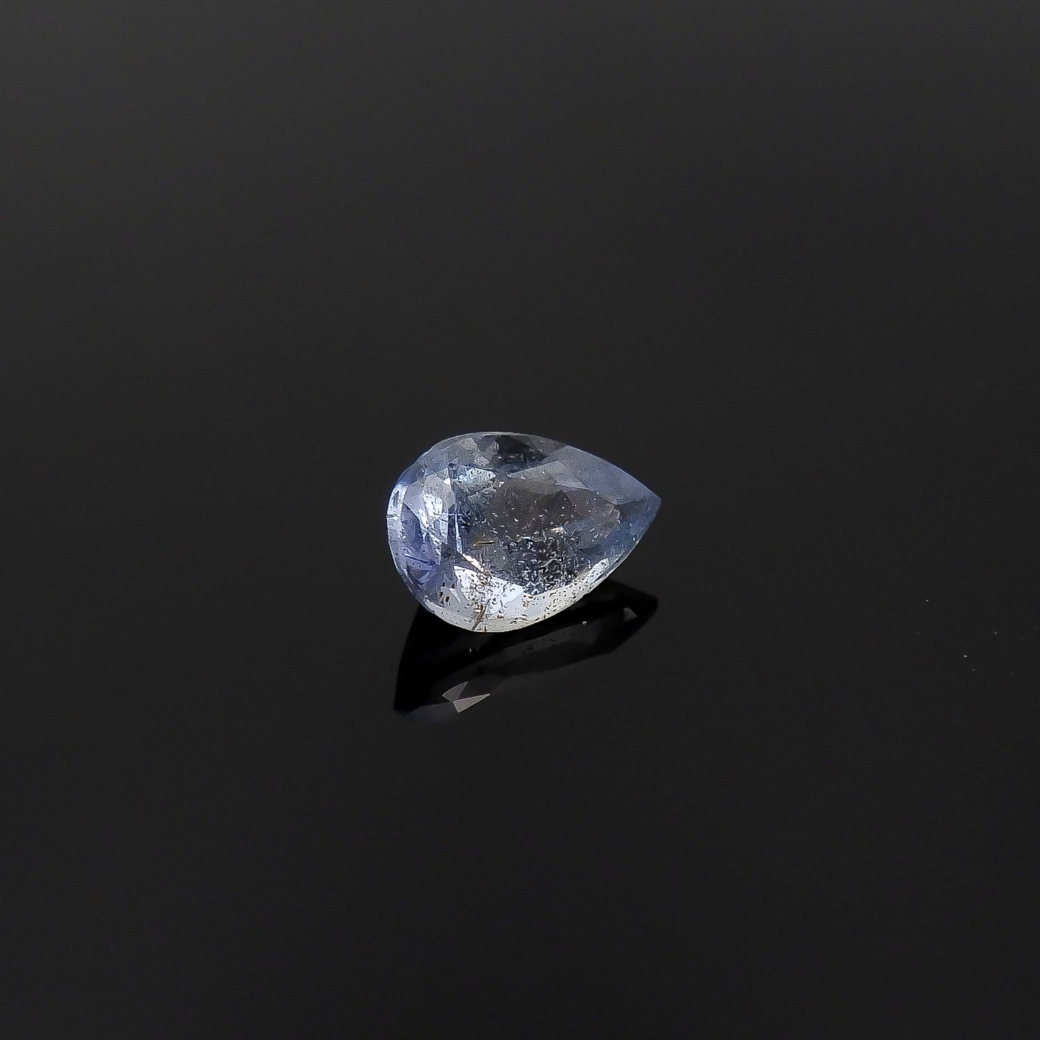 ジェレメジェバイト(宝石名エレメージェバイト)ナミビア産 ソ付(彩珠) 0.450ct / 6.4x4mm前後 [230823133]