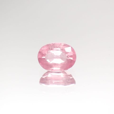 シルキーピンクスピネル(宝石名ピンク・スピネル) タンザニア産 0.86ct 識別済[240212894]6.4×4.8mm前後