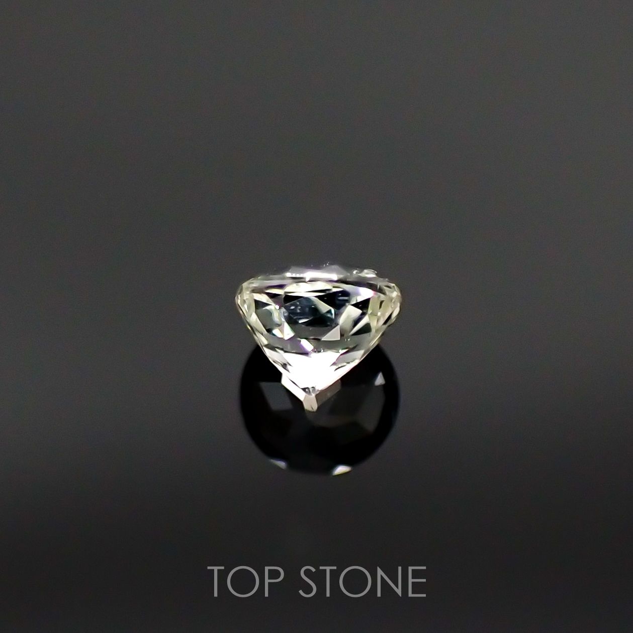 リューコガーネット ビルマ産 ルース 0.13ct[210711545]2.8×2.8mm前後
