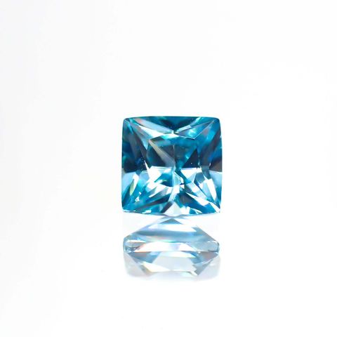 ◇プリンセスカット◇ブルージルコン(宝石名ジルコン)カンボジア産 0.96ct 識別済[220113990]5x4.9mm前後