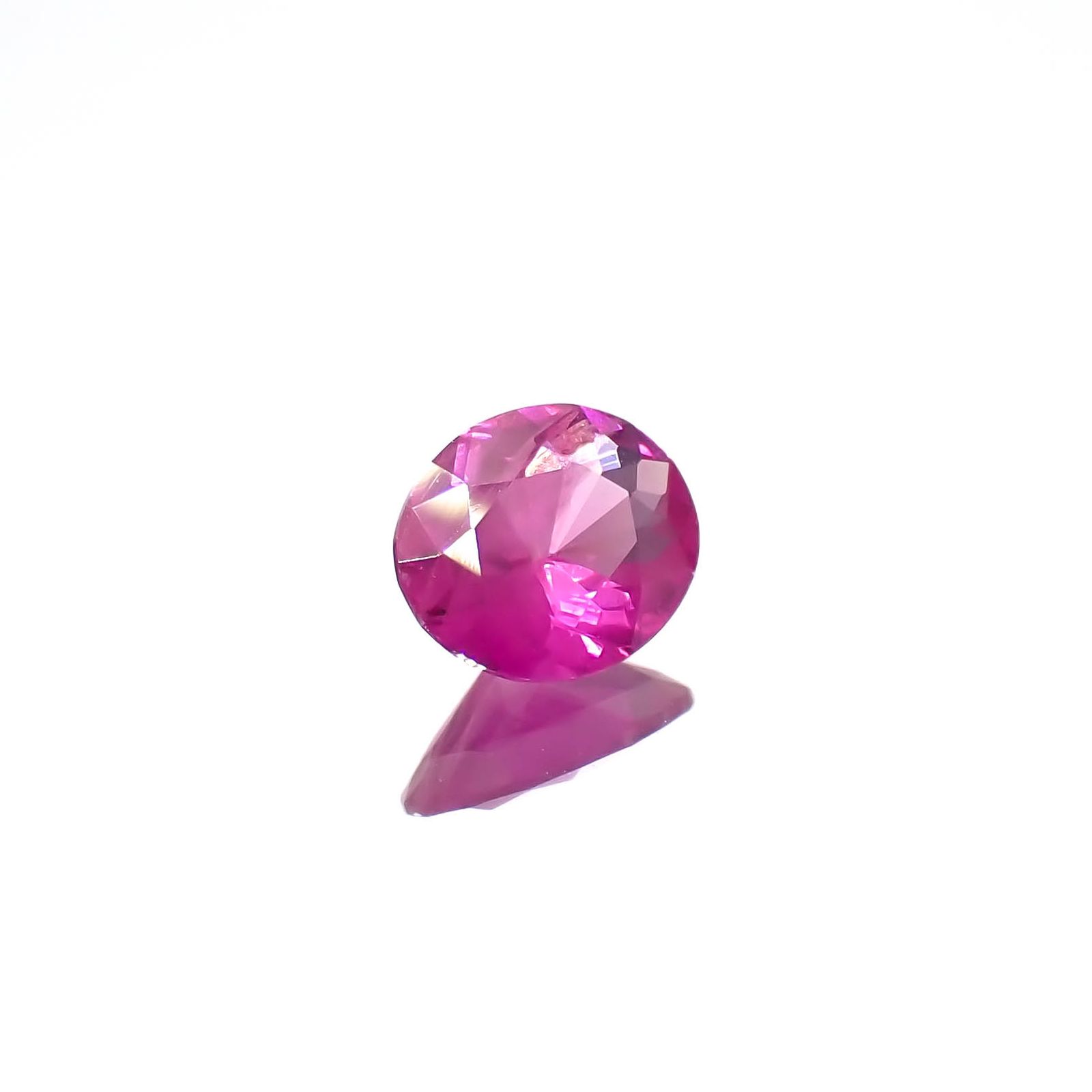 ルビー ビルマ/モザンビーク産 0.31ct[231225035]4.7x3.9mm前後
