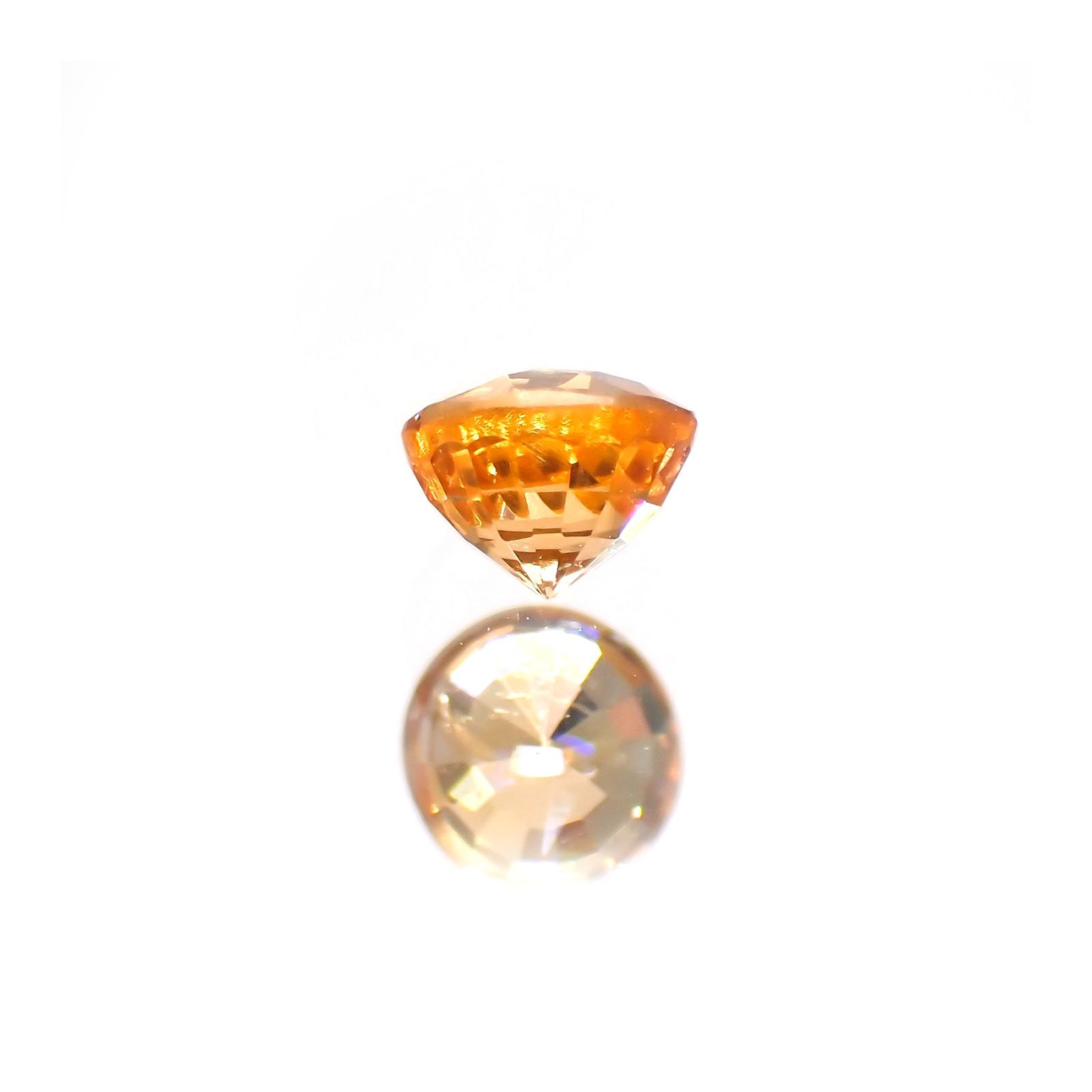 スペサルティンガーネット ケニア産 0.24ct[220114176]3.2x3.2mm前後