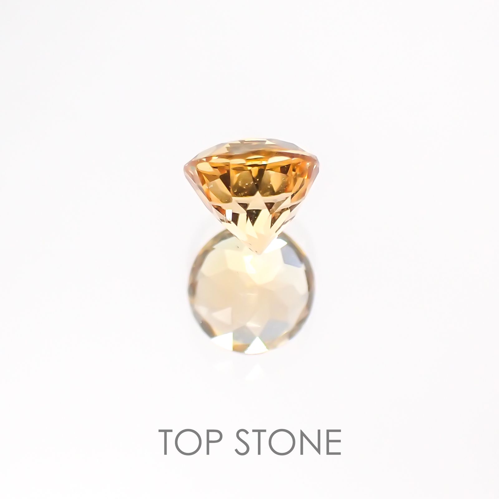 インペリアルトパーズ ブラジル産 ルース 0.39ct[20127868]4.2×4.1mm前後