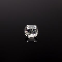 アクロアイト ナイジェリア産 0.26ct / 3.9x3.5mm前後 [251231358]