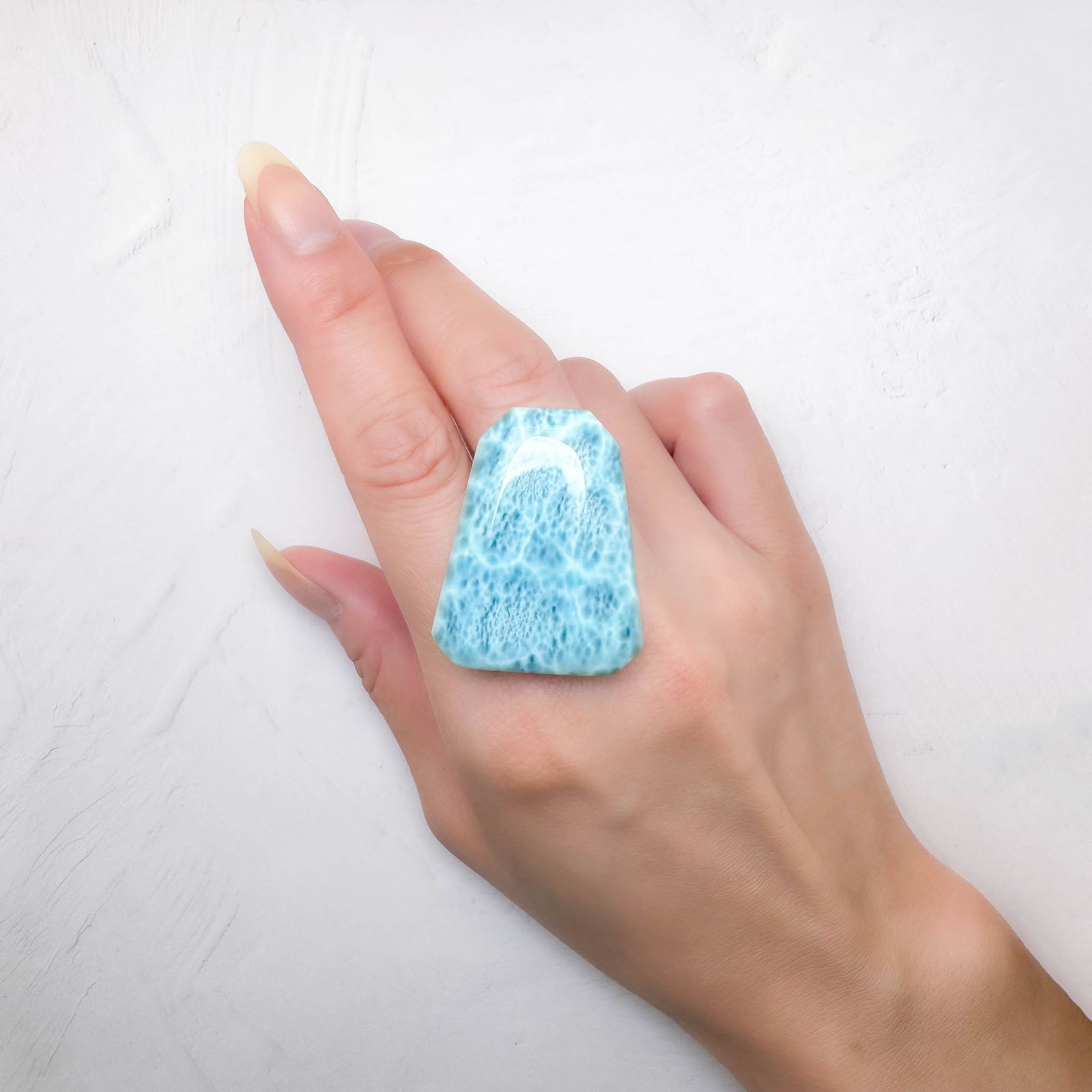 ◇カスタムカット◇ラリマー ドミニカ共和国産 106.99ct / 35.3x28.7mm前後 [250630551]