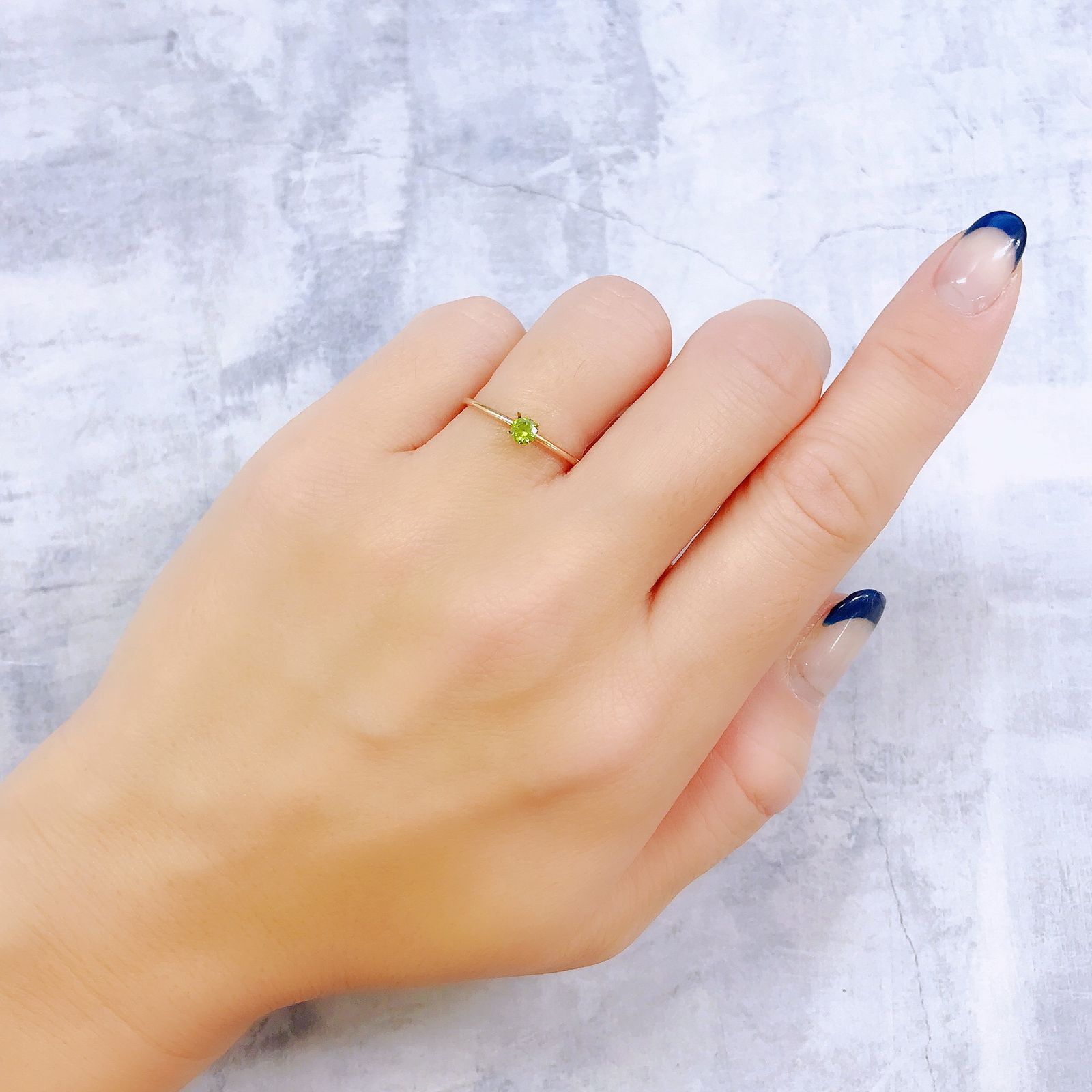 デマントイドガーネット(宝石名デマントイド・ガーネット)ロシア産 0.18ct 識別済[221119165]3.4x3.4mm前後