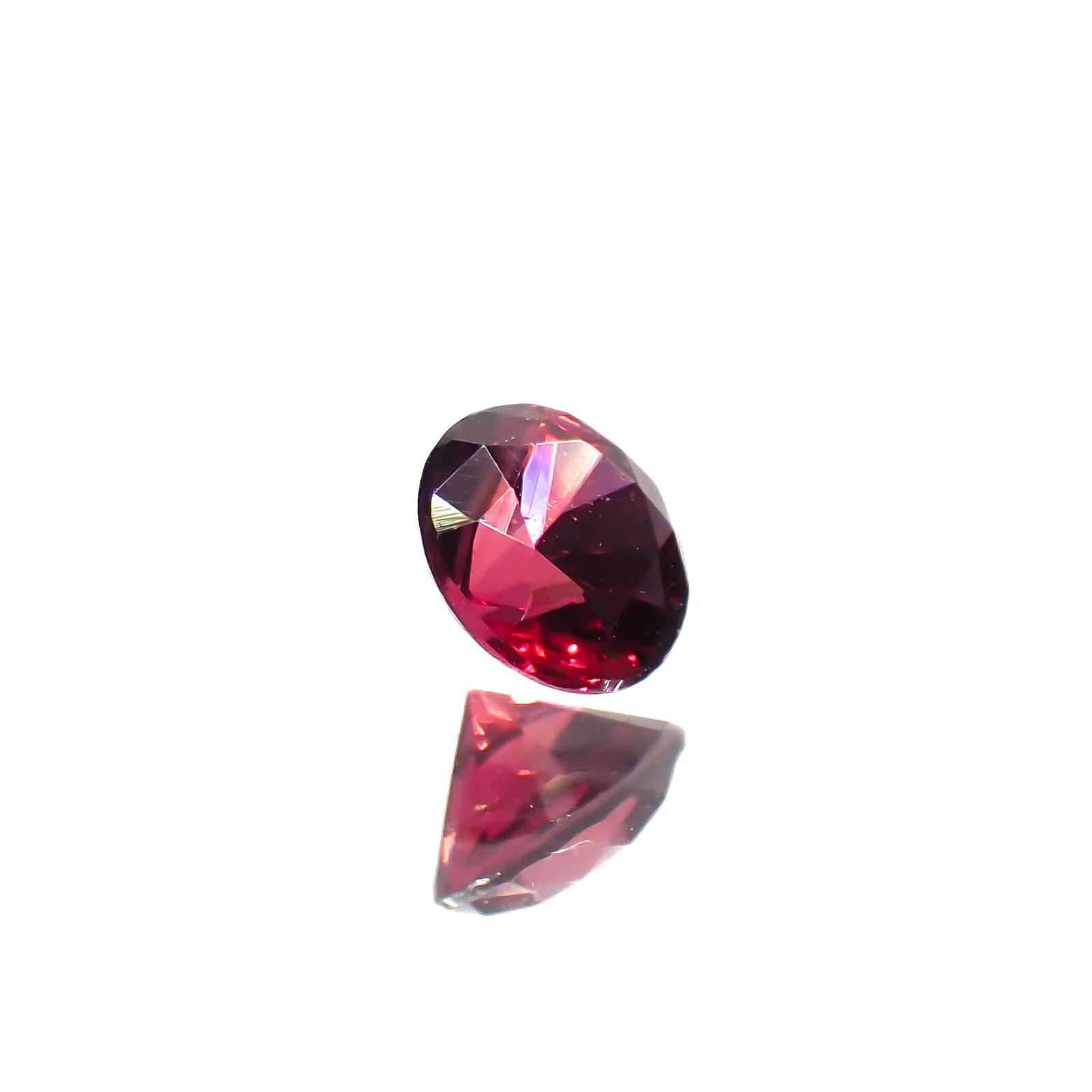 レッドスピネル ビルマ産 0.18ct[230722616]3.4x3.4mm前後