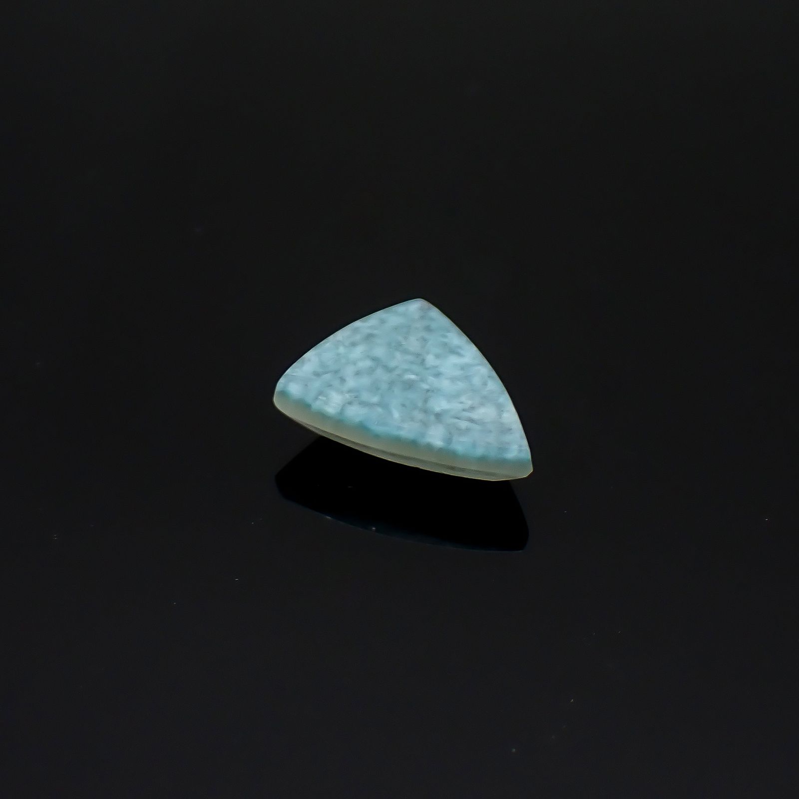 パライバクォーツ ブラジル産 5.11ct / 14.9x11.8mm前後 [260632504]