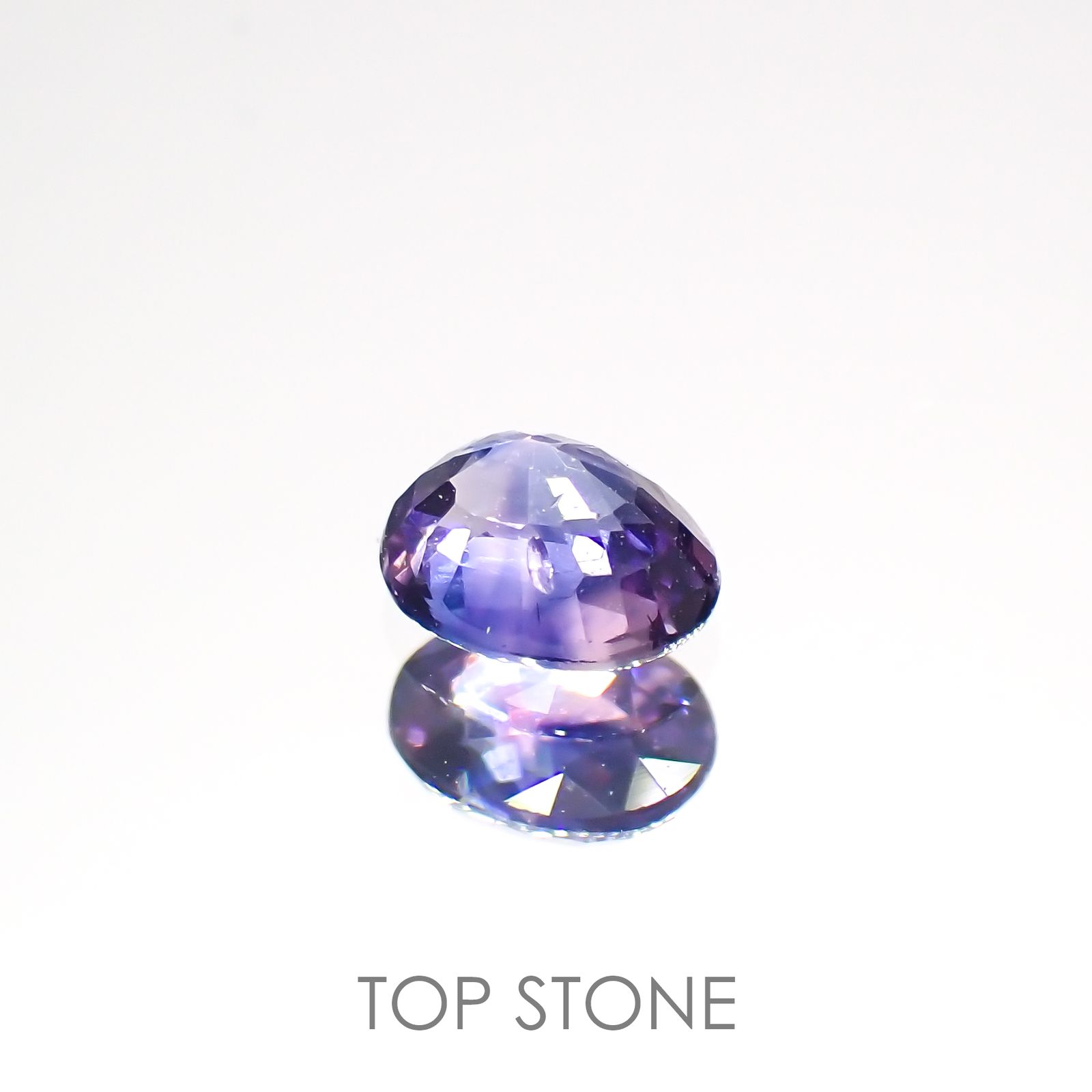 バイカラーサファイア(宝石名サファイア)タンザニア産 0.34ct 識別済[220616195]4.4x3.5mm前後