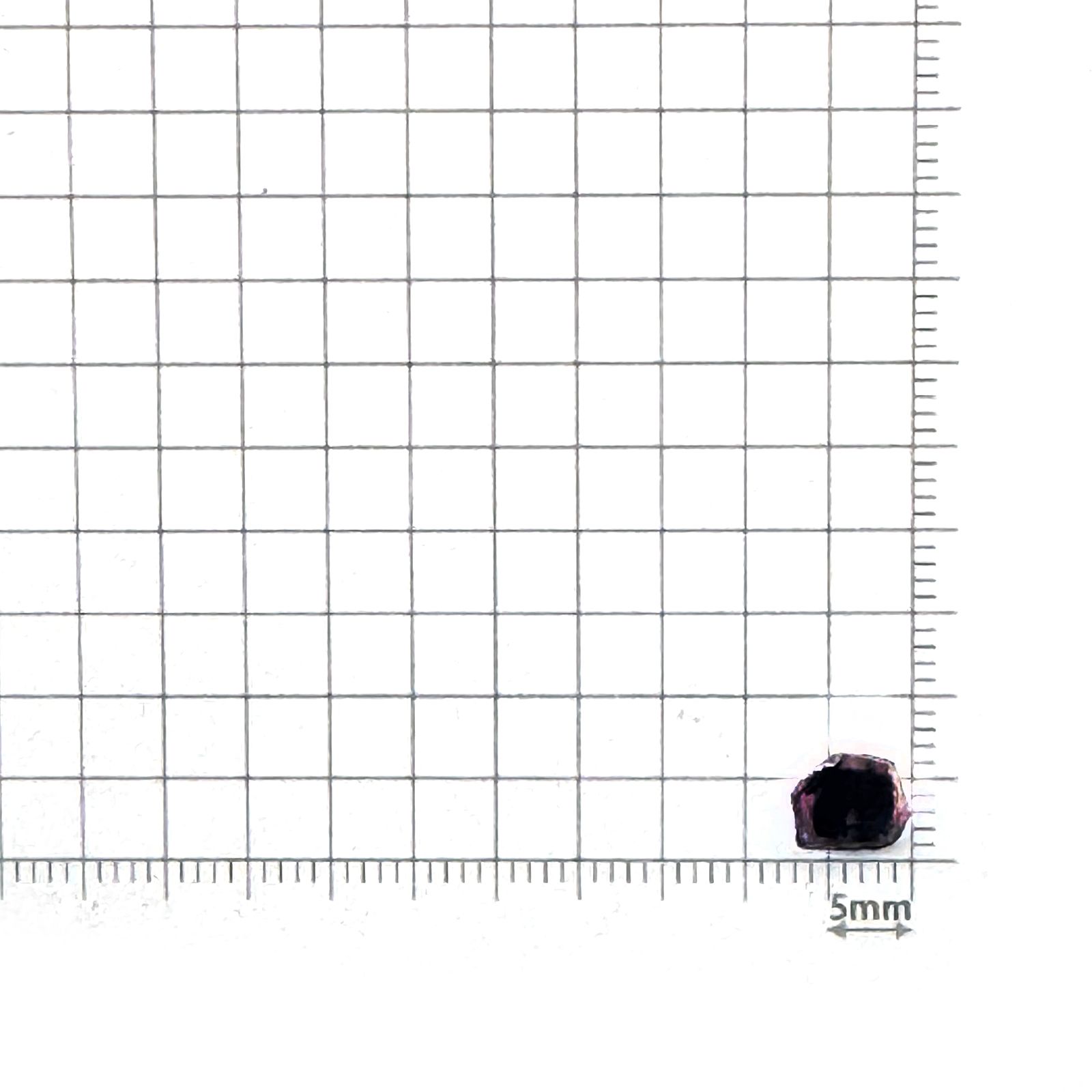 ウィンザーサファイア原石スライス タンザニア・ウィンザー産 1.33ct [250730831]5.8x7mm前後