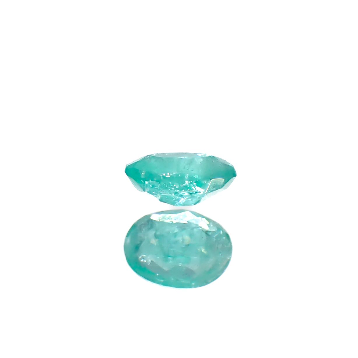 パライバトルマリン ブラジル・パライバ州バターリャ鉱山産 0.13ct[240928796]3.7x2.8mm前後