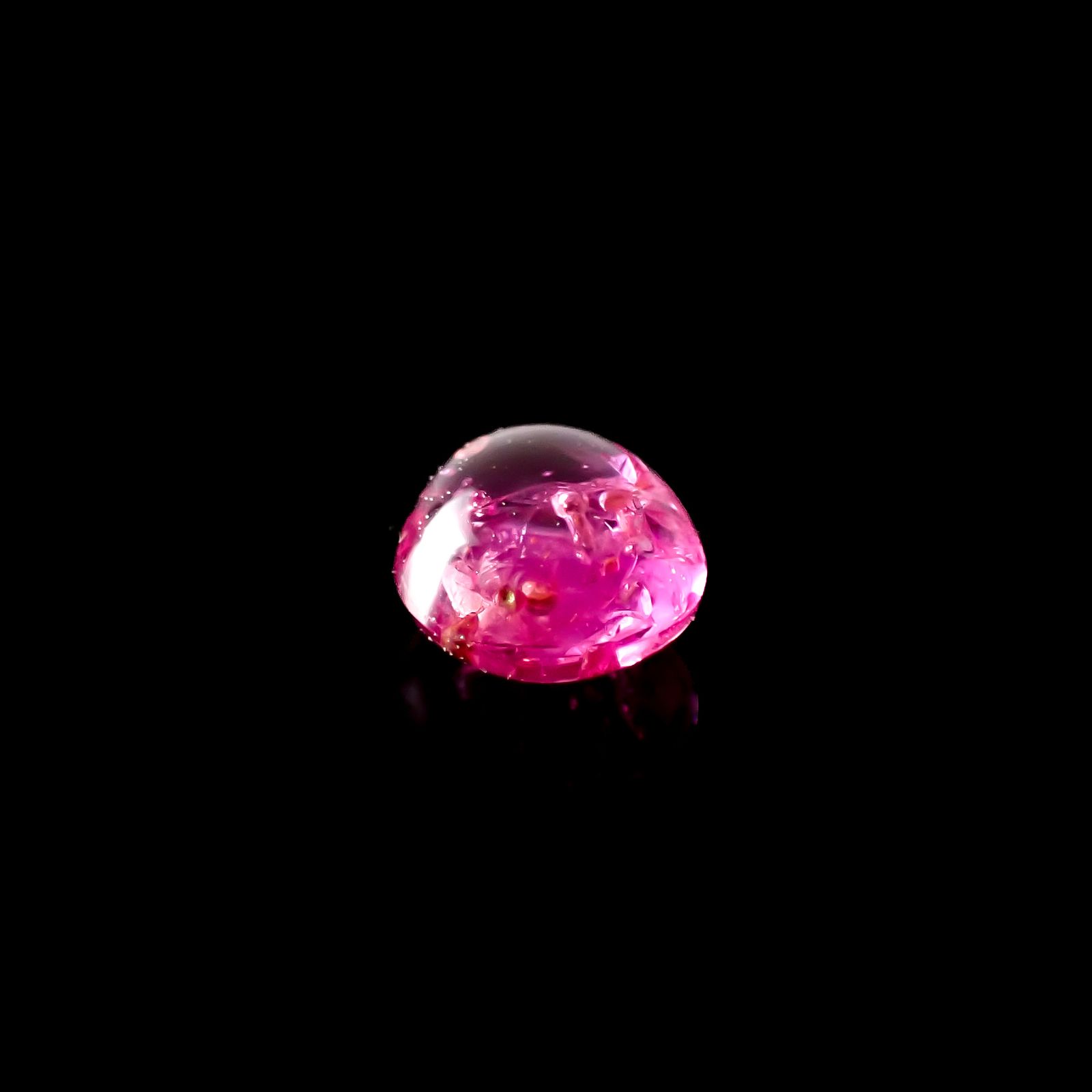 ルビー 非加熱(宝石名ルビー)ビルマ産 0.53ct 識別済[240628063]4.6x4.2mm前後