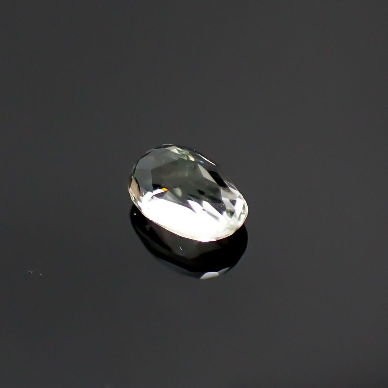 ハイアライトオパール(宝石名オパール) メキシコ産 0.119ct ソ付(彩珠)[210611149]3.8×2.5mm前後