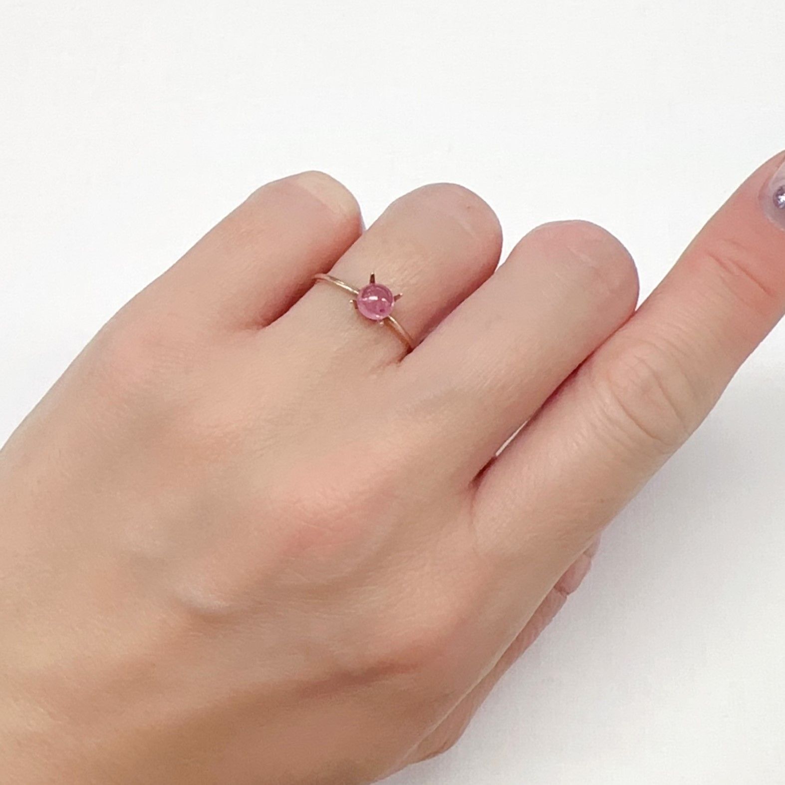 ペツォッタイト(ラズベリル)(宝石名ペツォッタイト)マダガスカル産 0.526ct ソ付(彩珠)[240226148]4.9x4.9mm前後