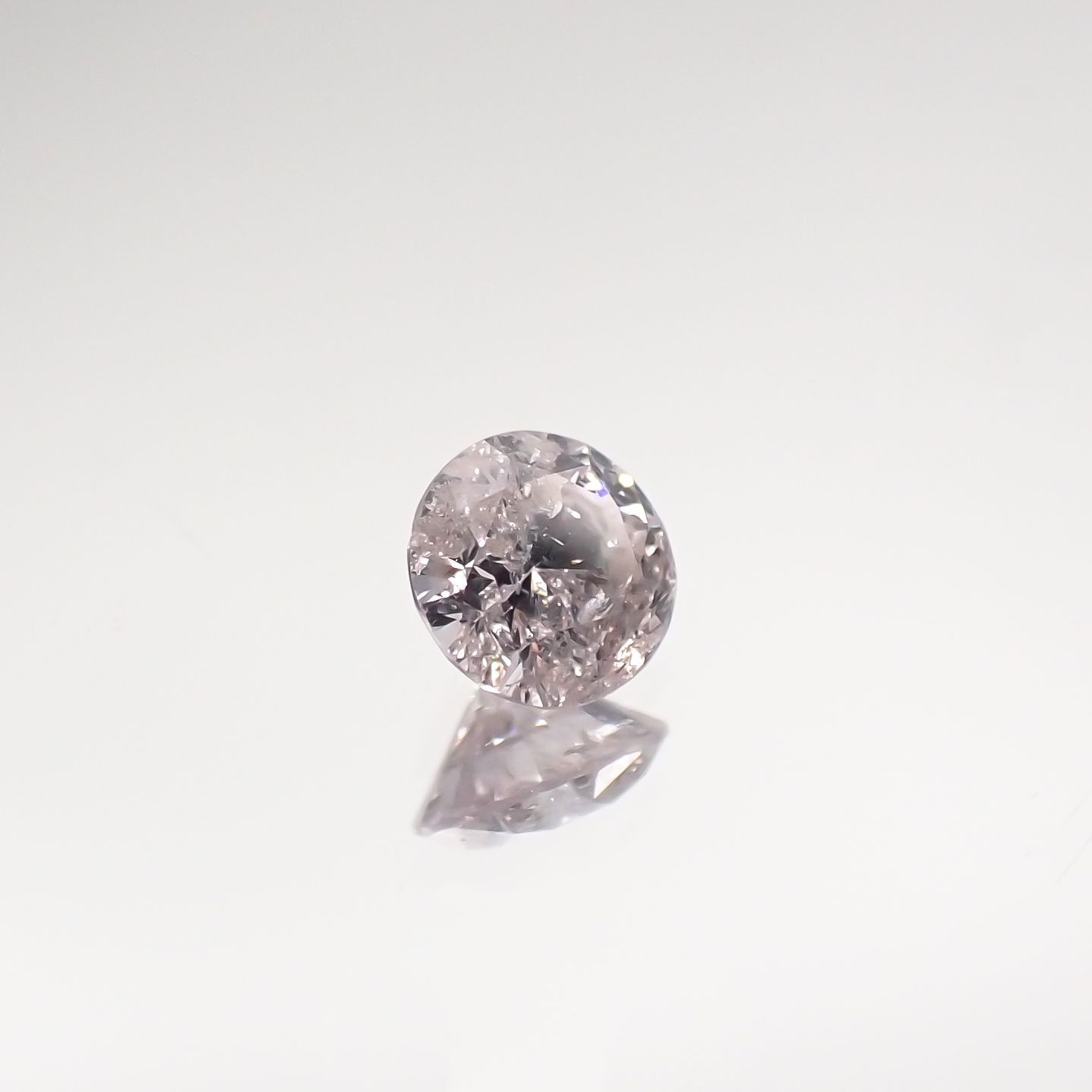 ピンクダイヤモンド(宝石名ダイヤモンド) I-2 / VERY LIGHT PURPLISH PINK 0.121ct ソ付(CGL)[210711787]3.1×3.1mm前後