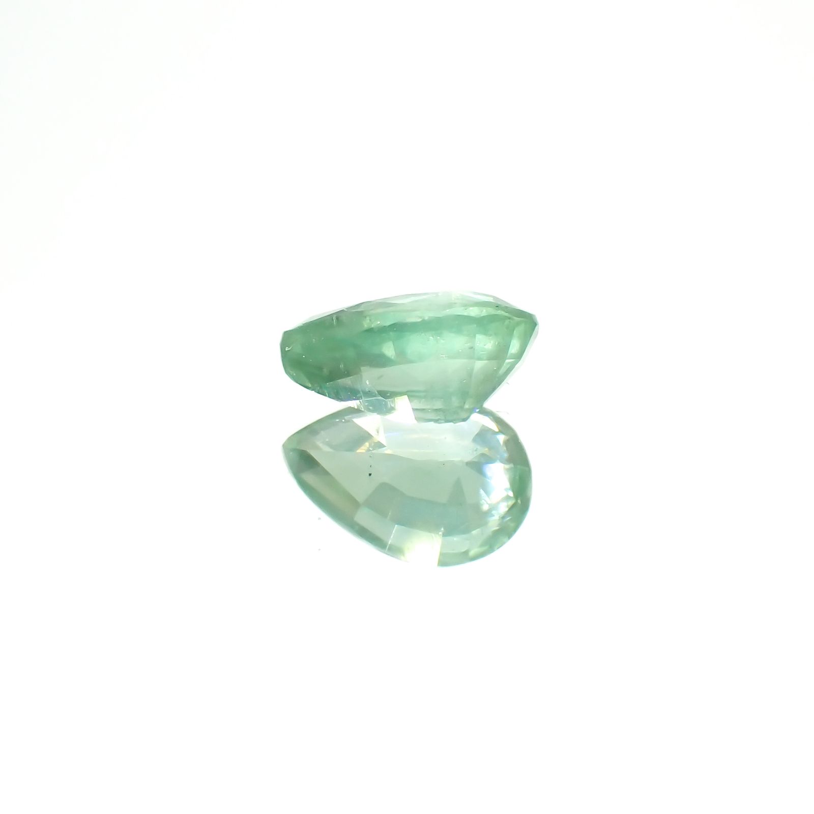 グリーンカイヤナイト タンザニア産 0.88ct[230220578]7.1x4.8mm前後