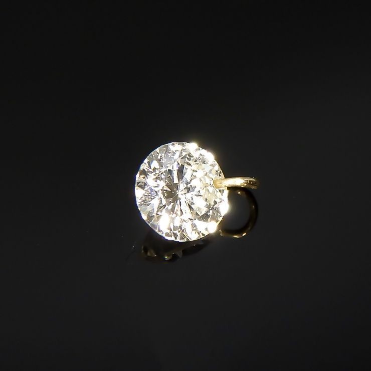 ◇La terre(ラ・テール)◇K18ダイヤモンドチャーム TTLC/SI (宝石名ダイアモンド) 0.142ct 識別済[220115345]3.1x3.1mm前後
