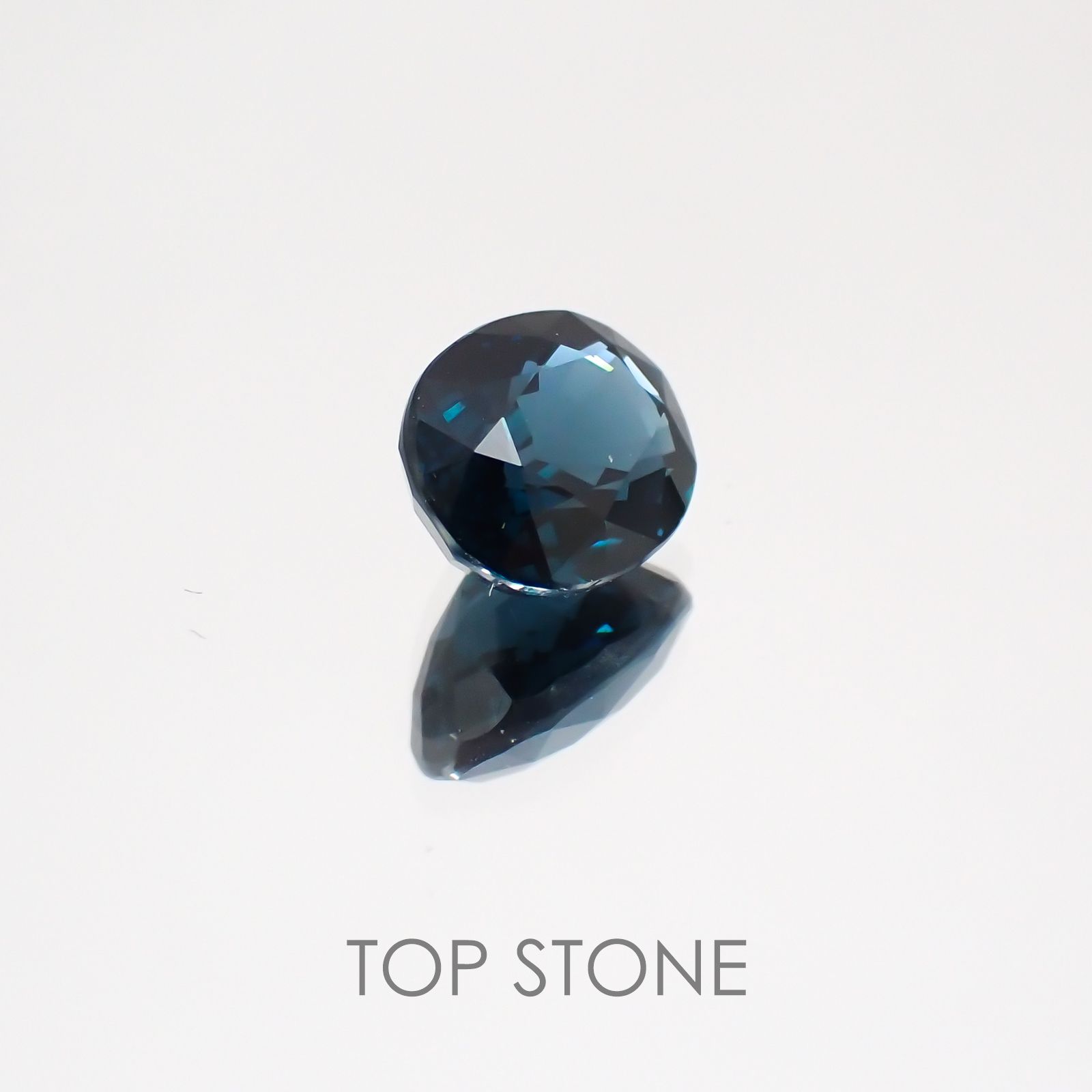 ブルースピネル スリランカ産 ルース 1.45ct[20129279]7.3×5.9mm前後