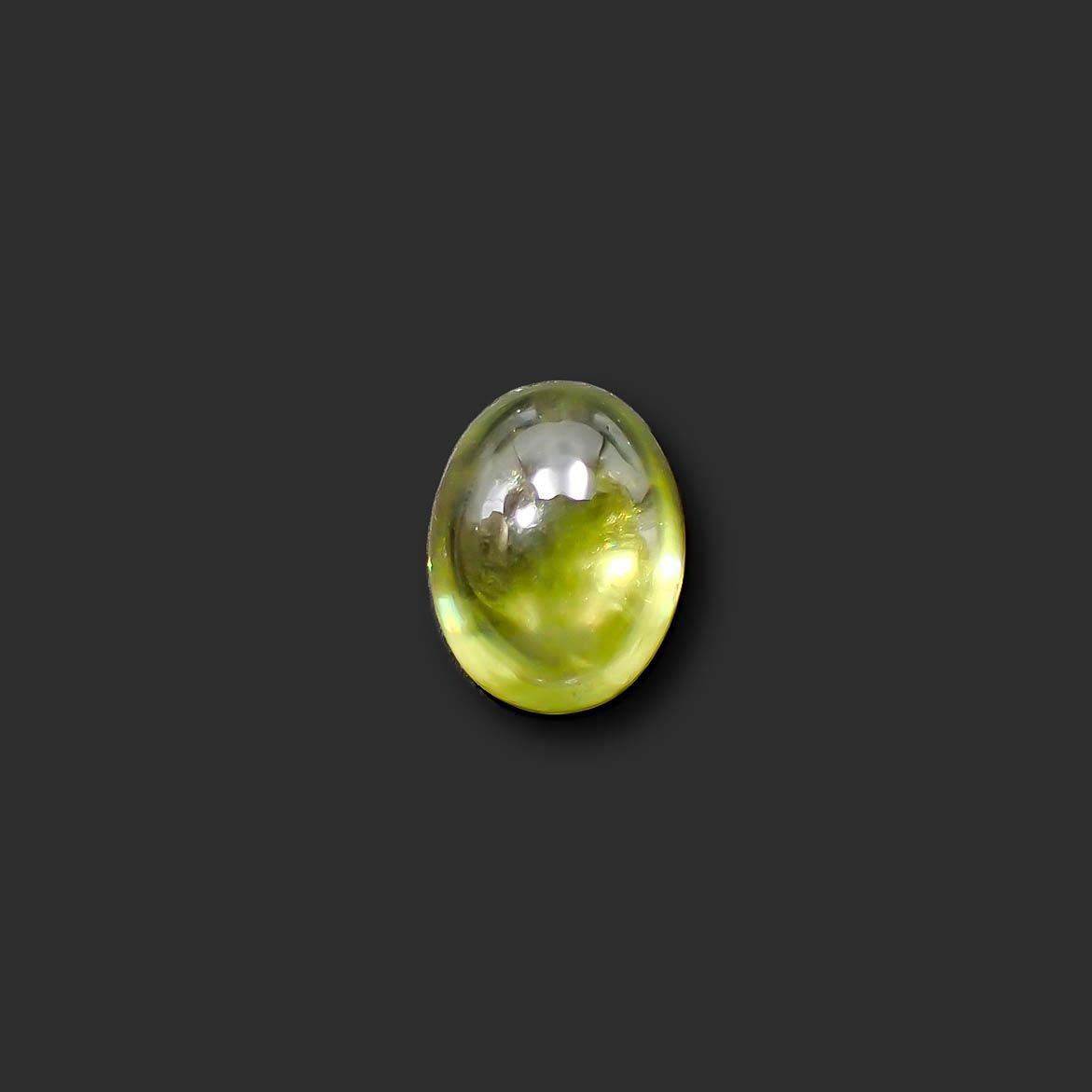 スフェーン マダガスカル産 3.03ct[230220633]9x7mm前後