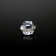 ◇ヘキサゴンカット◇レムリアンシードクリスタル(保証シール付き) ブラジル産 0.83ct[240326839]5.9x5.8mm前後
