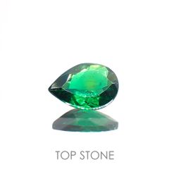 ツァボライト(宝石名グリーン グロッシュラー・ガーネット) タンザニア産 0.618ct ソ付(彩珠)[21069915]6.9×4.9mm前後