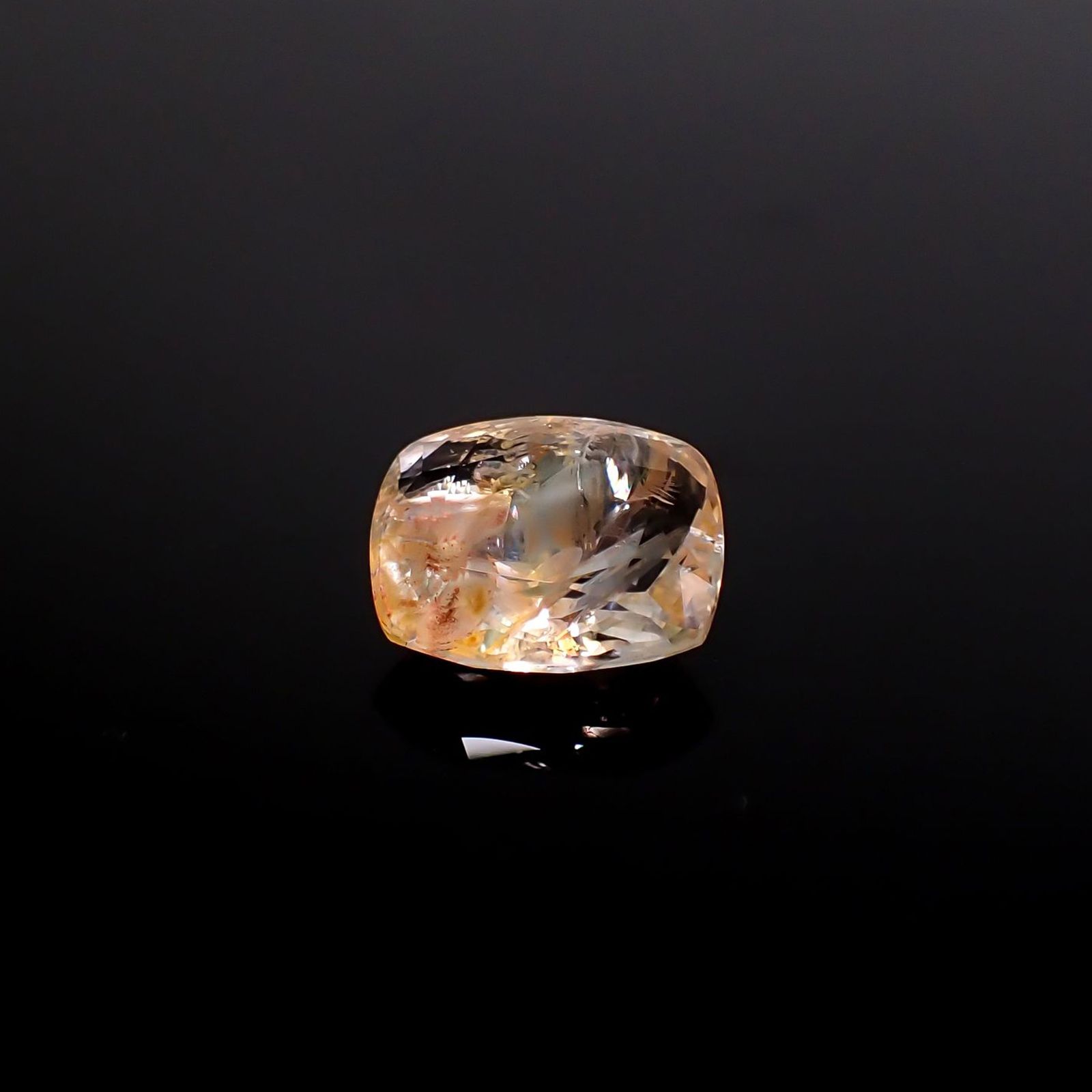 オーロラクォーツ ブラジル産 4.57ct / 12.1x9.8mm前後 [260331892]