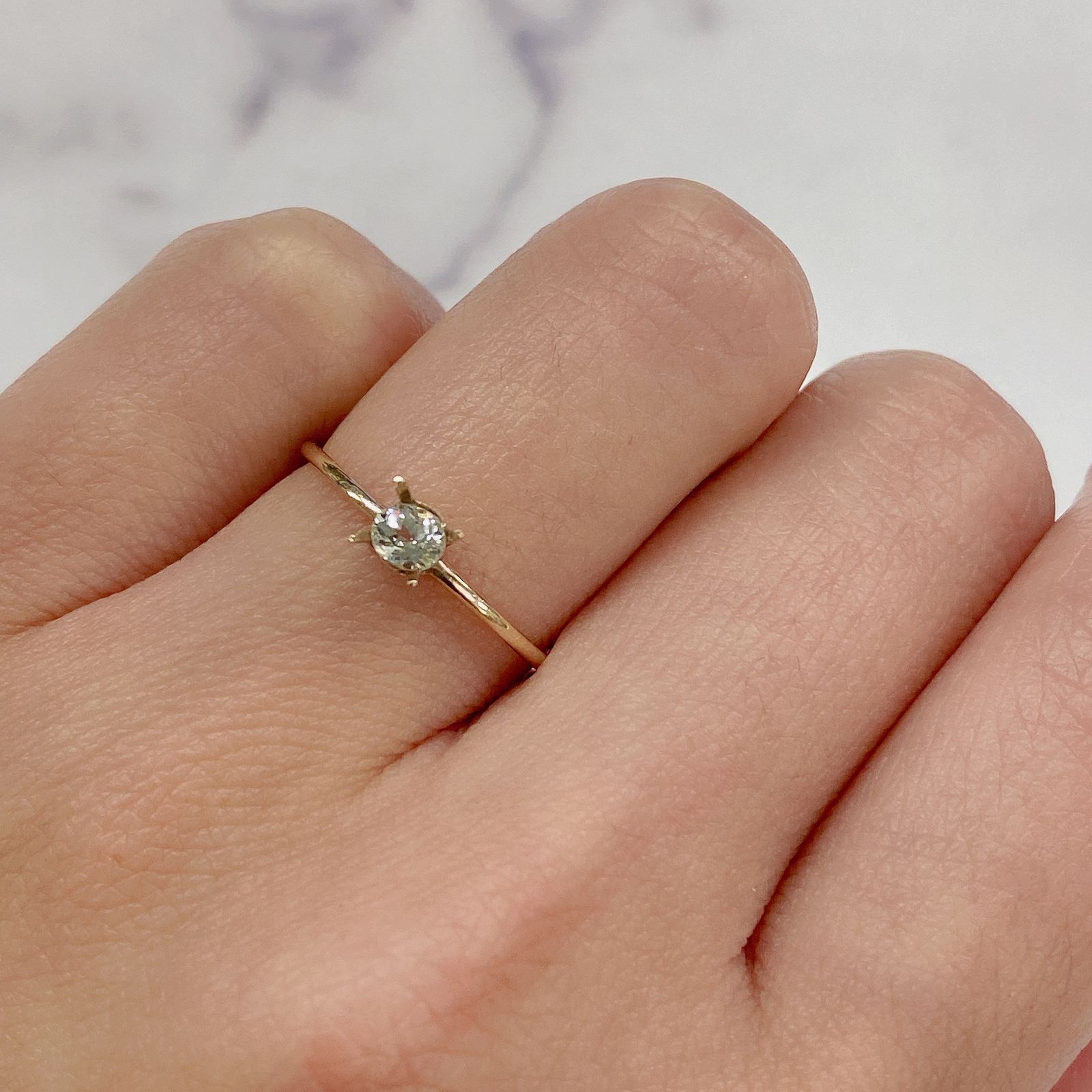 リューコガーネット(宝石名ホワイト グロッシュラー・ガーネット) ビルマ産 0.24ct 識別済[19111483]4×3.3mm前後