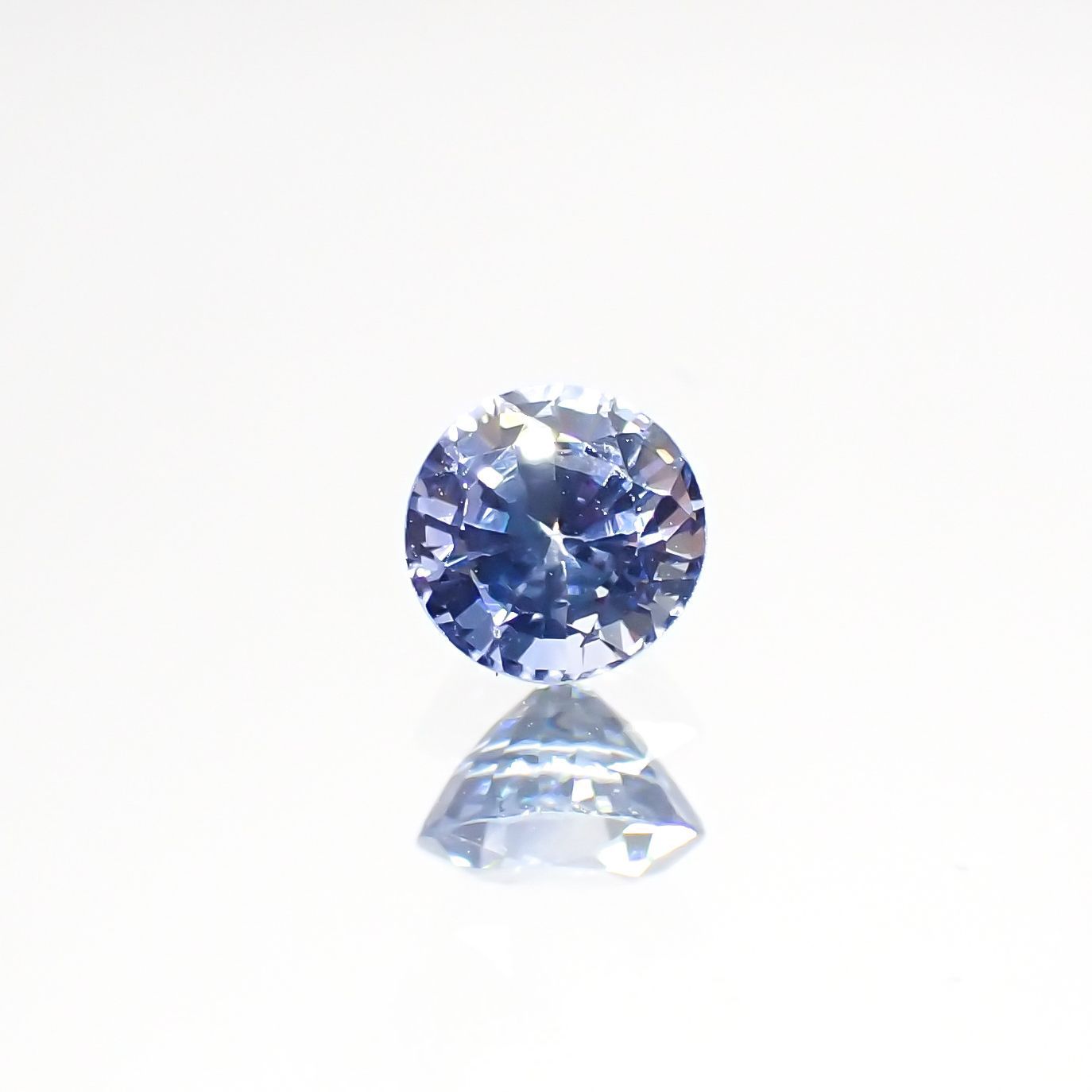 アイスブルーサファイア(宝石名サファイア)スリランカ/マダガスカル産 0.30ct 識別済[220515960]3.8x3.8mm前後