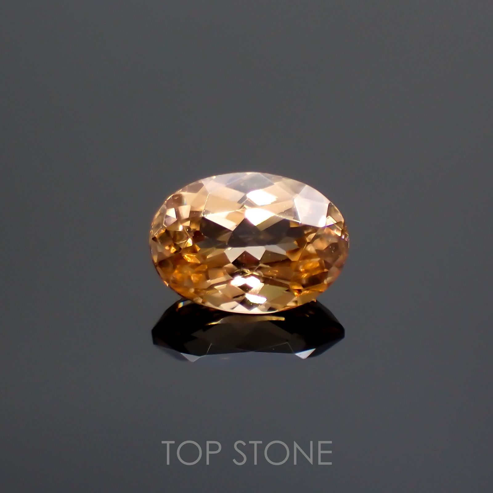 オレンジジルコン(宝石名ジルコン) スリランカ/カンボジア産 1.48ct 識別済[21038241]7.5×5.4mm前後